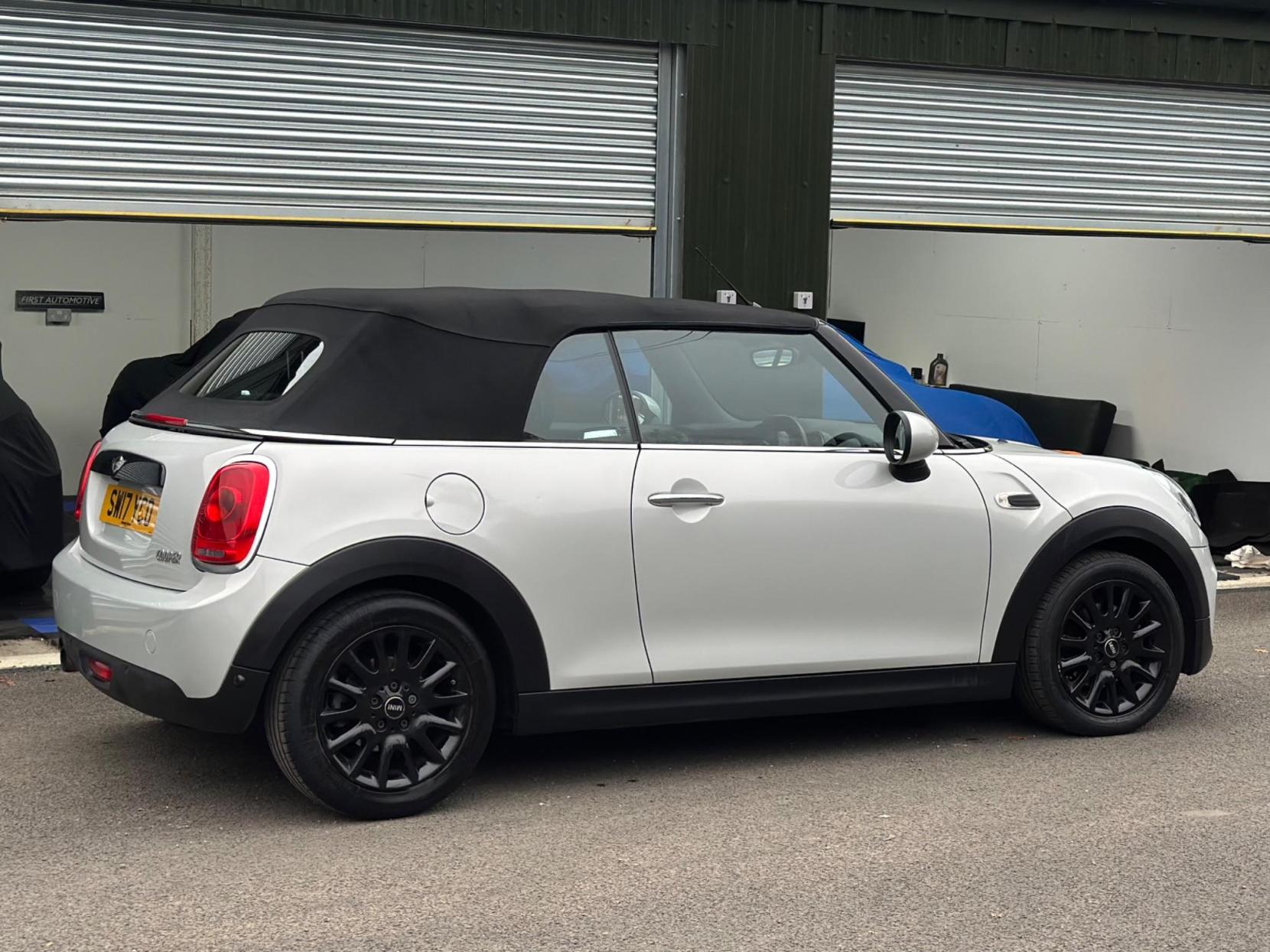 MINI Convertible 1.5 Cooper Auto Euro 6 (s/s) 2dr