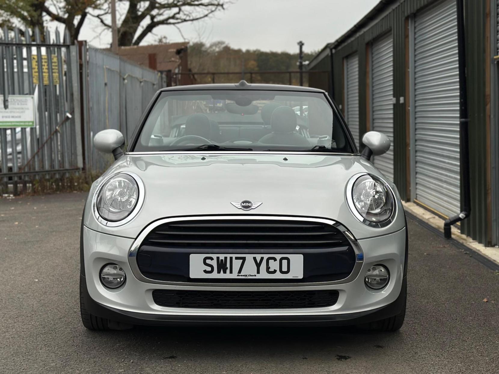 MINI Convertible 1.5 Cooper Auto Euro 6 (s/s) 2dr