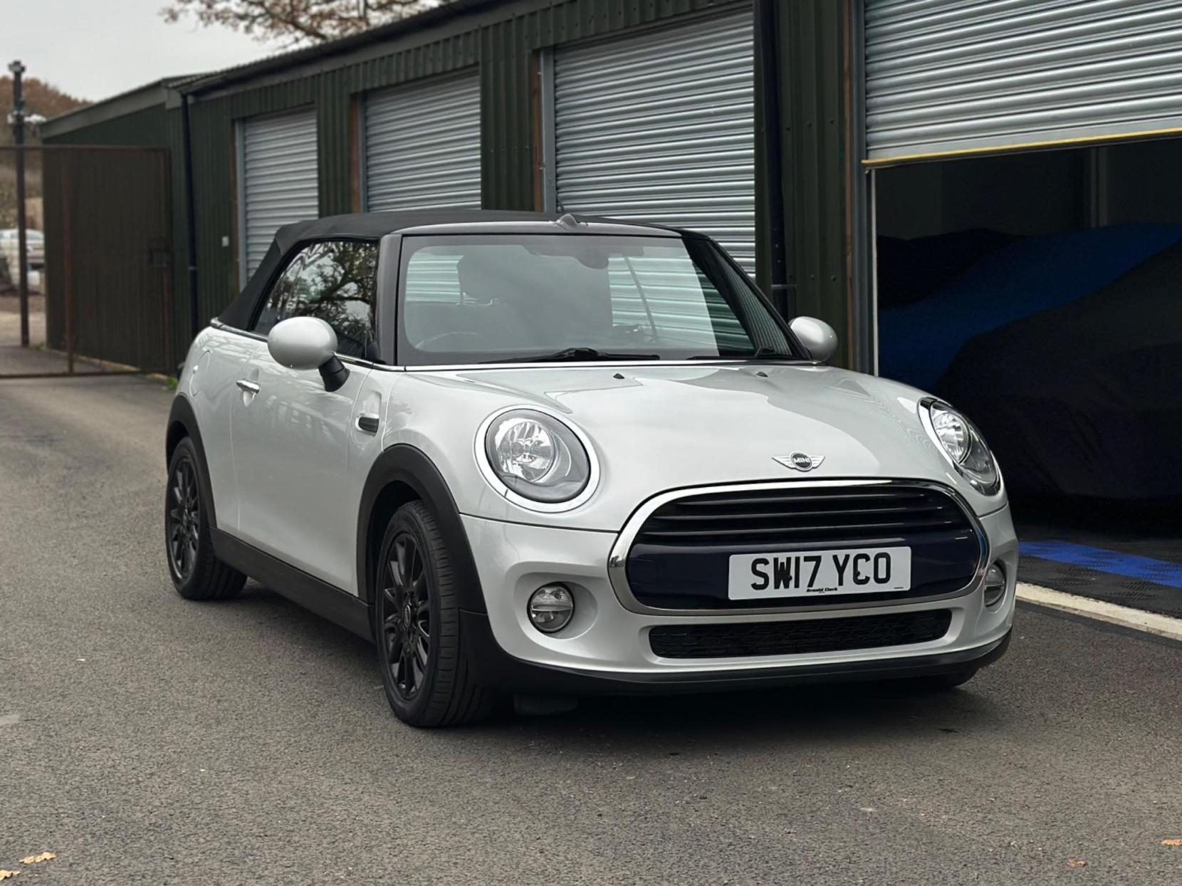 MINI Convertible 1.5 Cooper Auto Euro 6 (s/s) 2dr