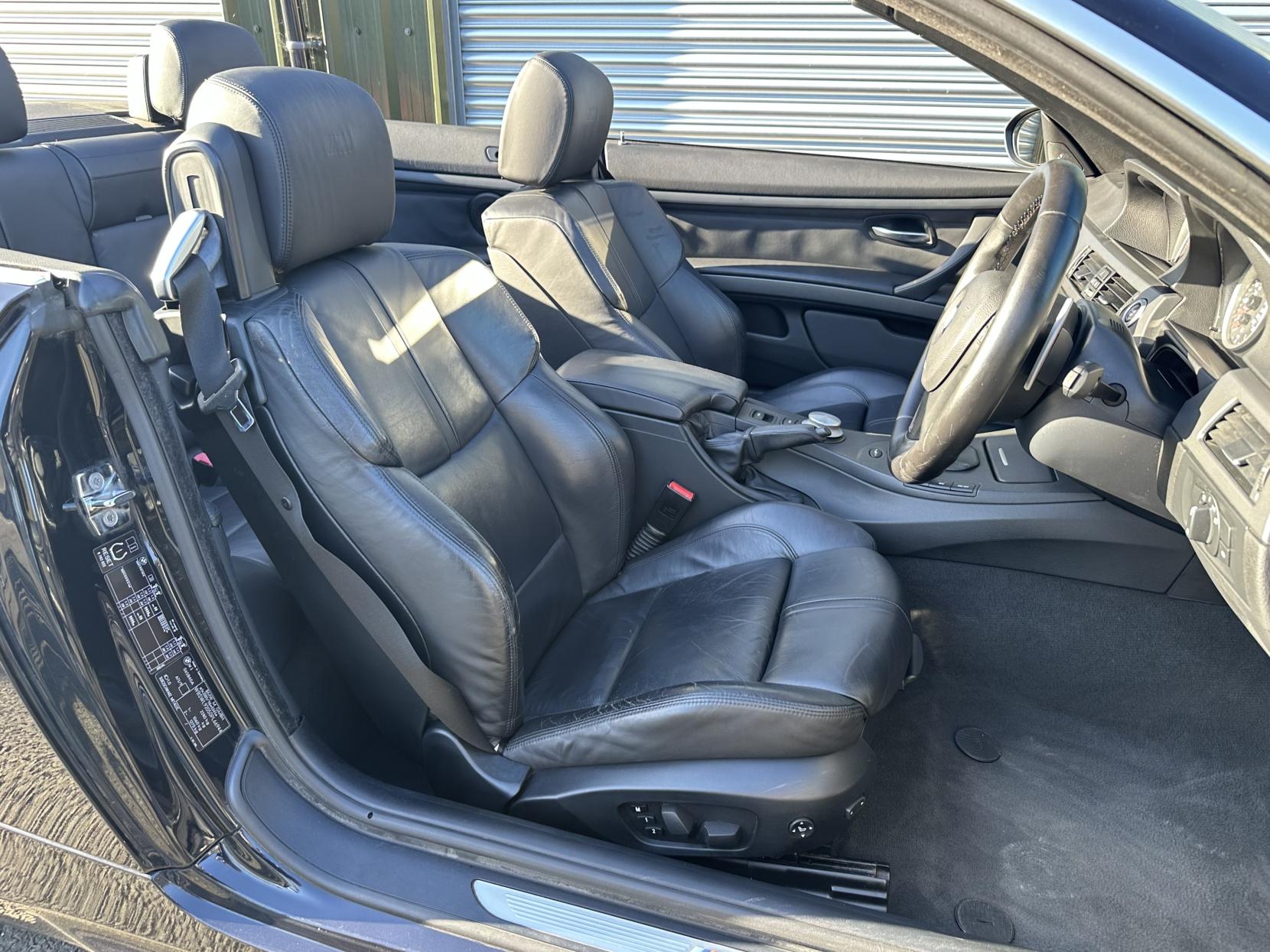BMW M3 4.0 V8 Convertible 2dr Petrol DCT Euro 4 (420 ps)