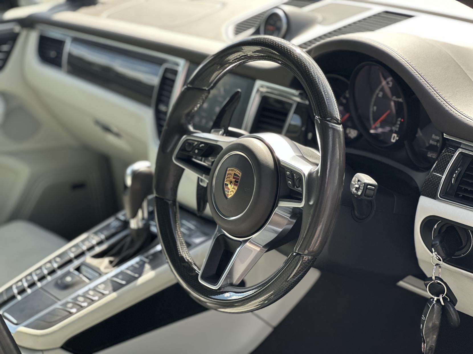 Porsche Macan 3.6T V6 Turbo SUV 5dr Petrol PDK 4WD Euro 6 (s/s) (400 ps)
