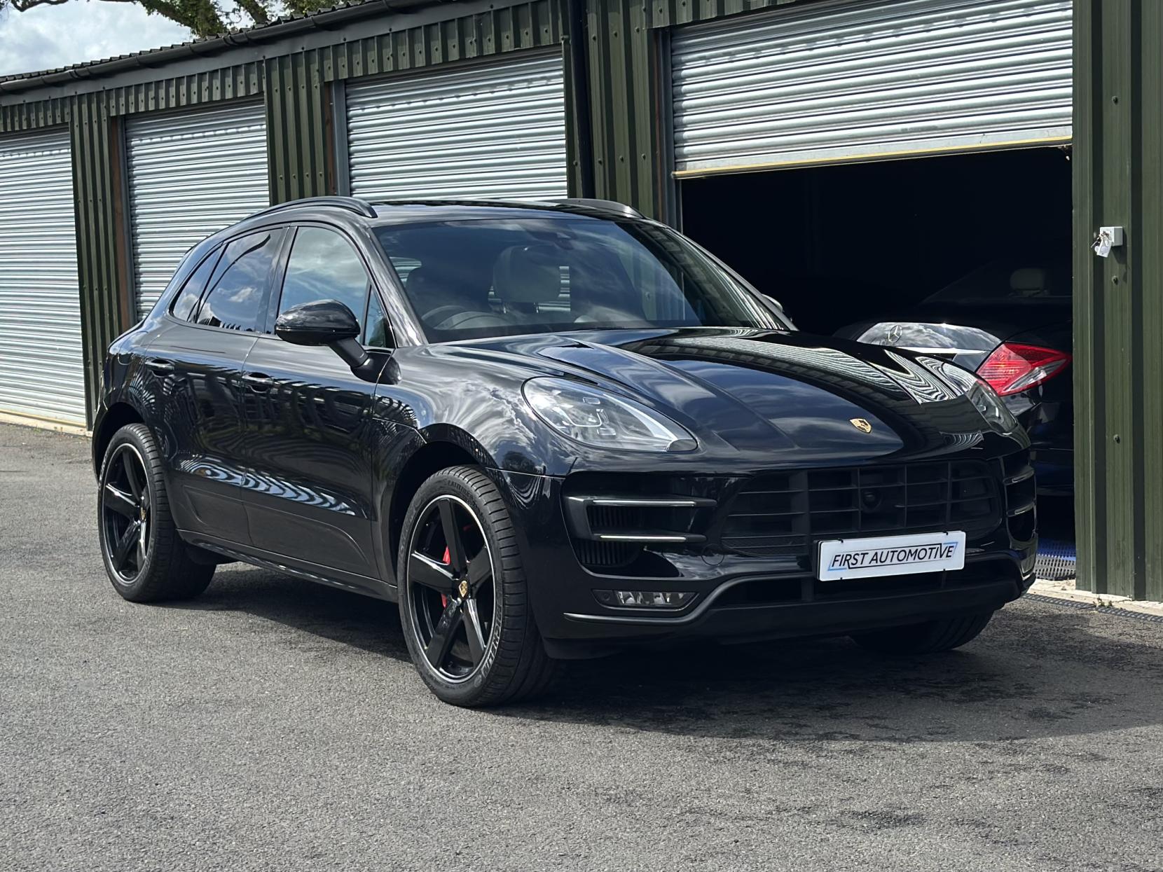 Porsche Macan 3.6T V6 Turbo SUV 5dr Petrol PDK 4WD Euro 6 (s/s) (400 ps)