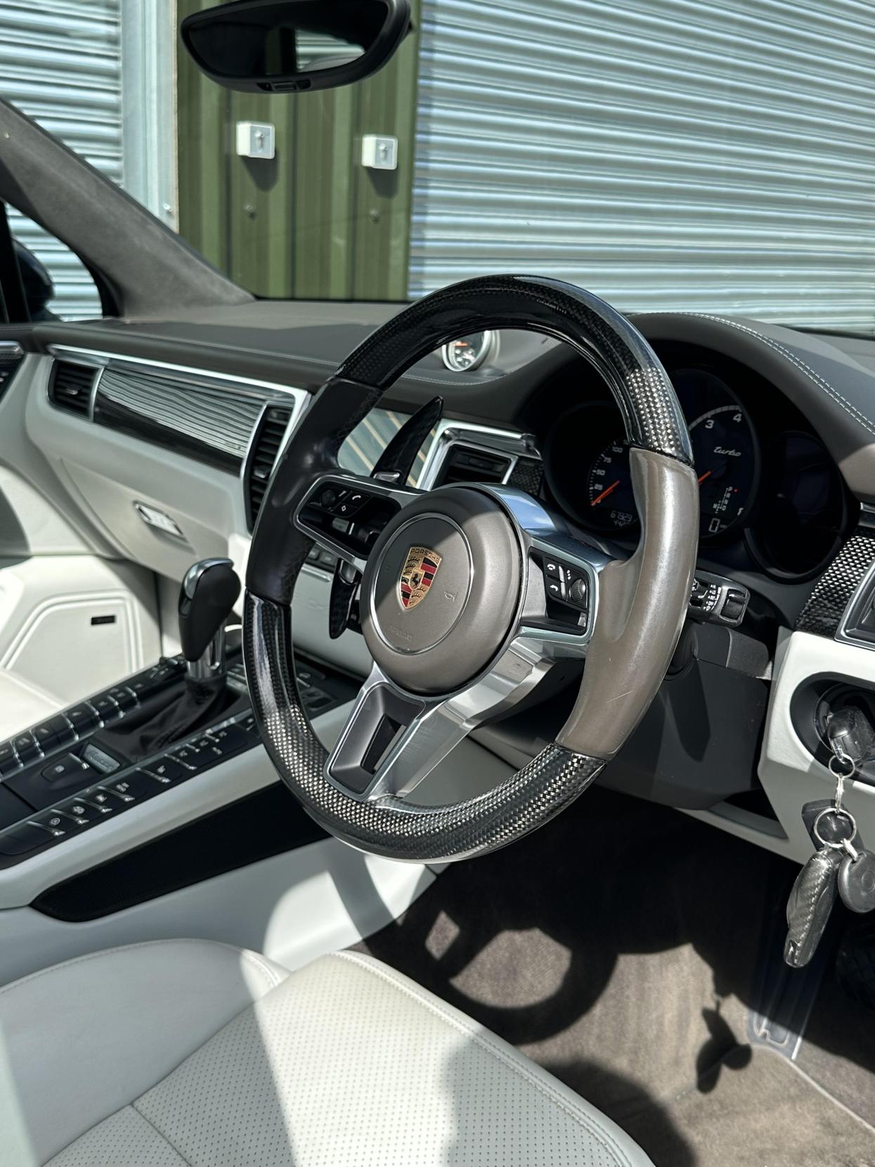 Porsche Macan 3.6T V6 Turbo SUV 5dr Petrol PDK 4WD Euro 6 (s/s) (400 ps)