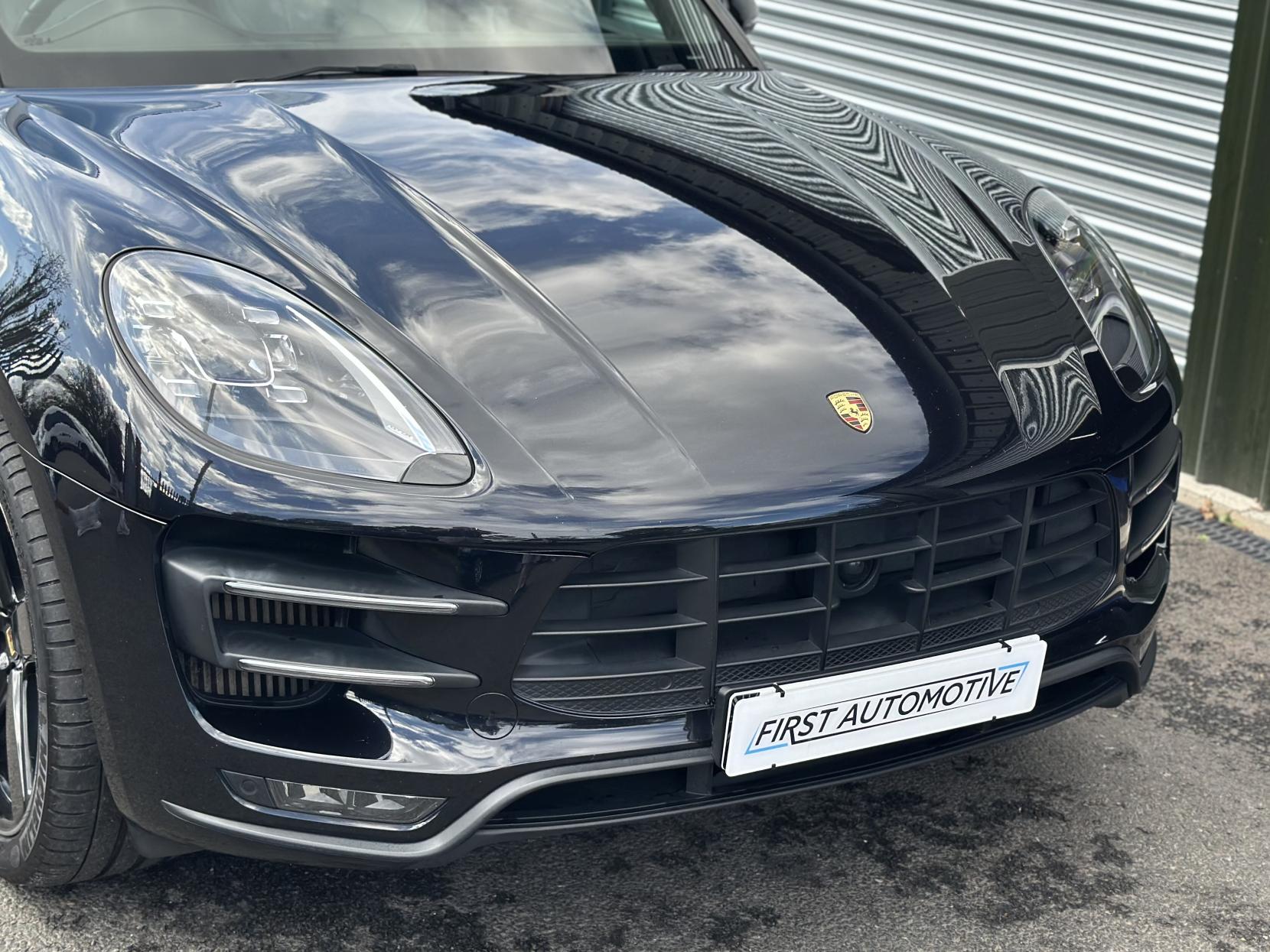 Porsche Macan 3.6T V6 Turbo SUV 5dr Petrol PDK 4WD Euro 6 (s/s) (400 ps)