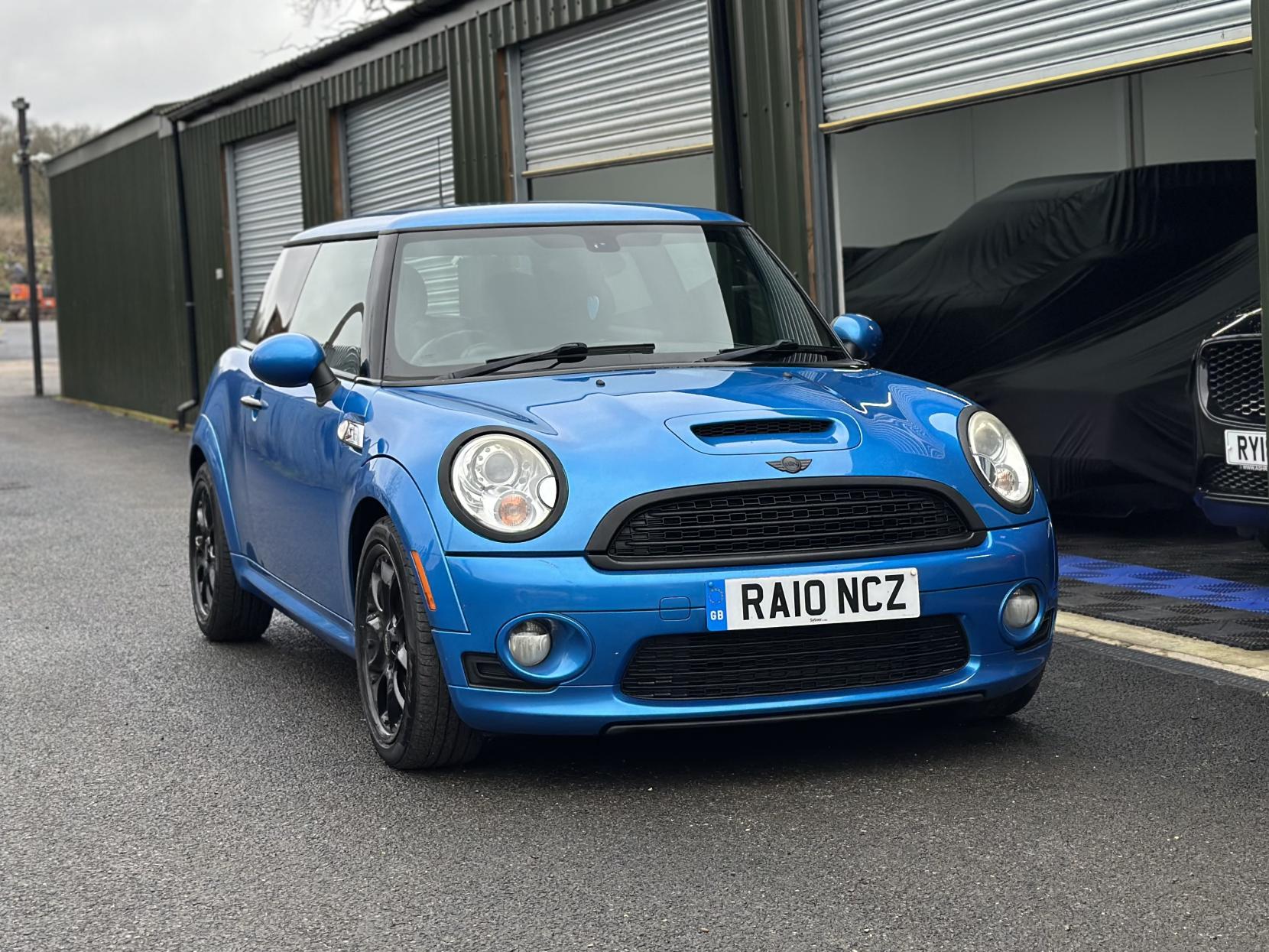 MINI Hatch 1.6 Cooper S Hatchback 3dr Petrol Manual Euro 5 (184 ps)