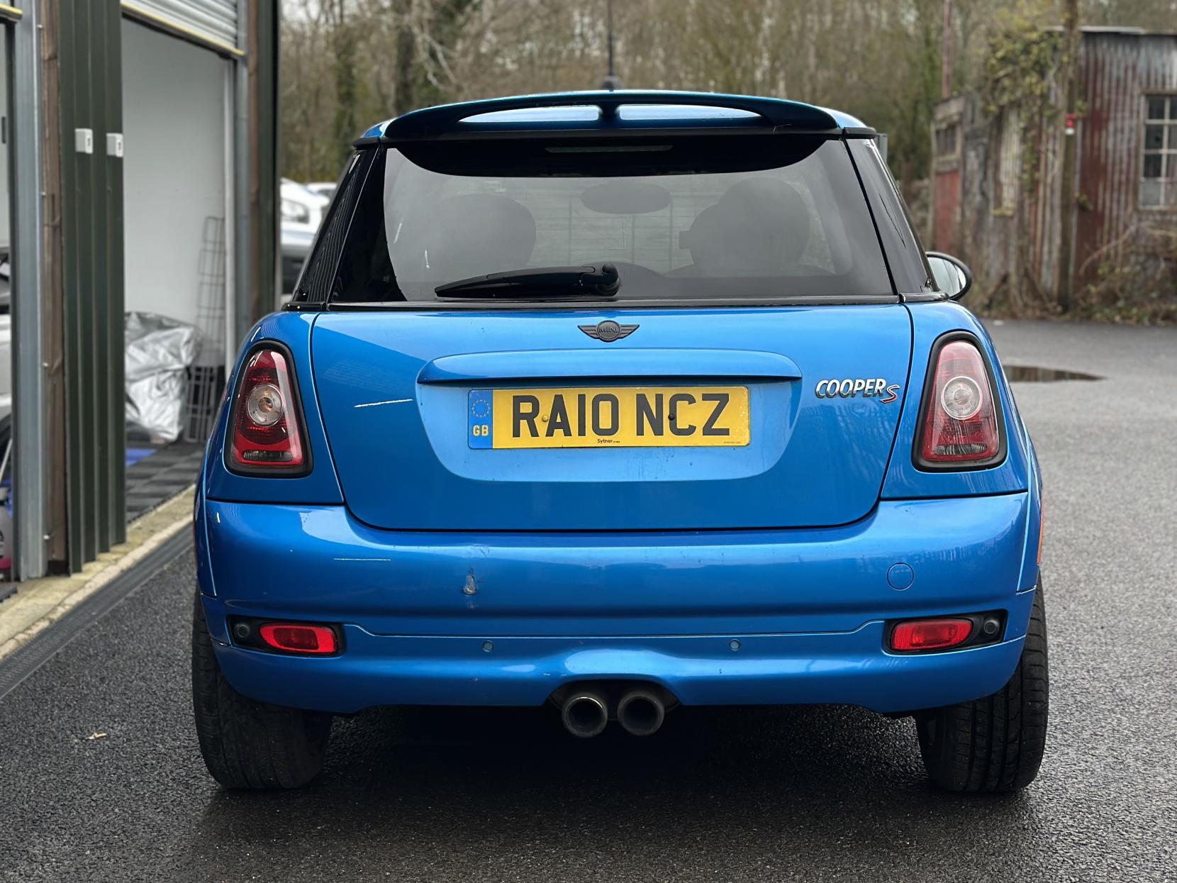 MINI Hatch 1.6 Cooper S Hatchback 3dr Petrol Manual Euro 5 (184 ps)