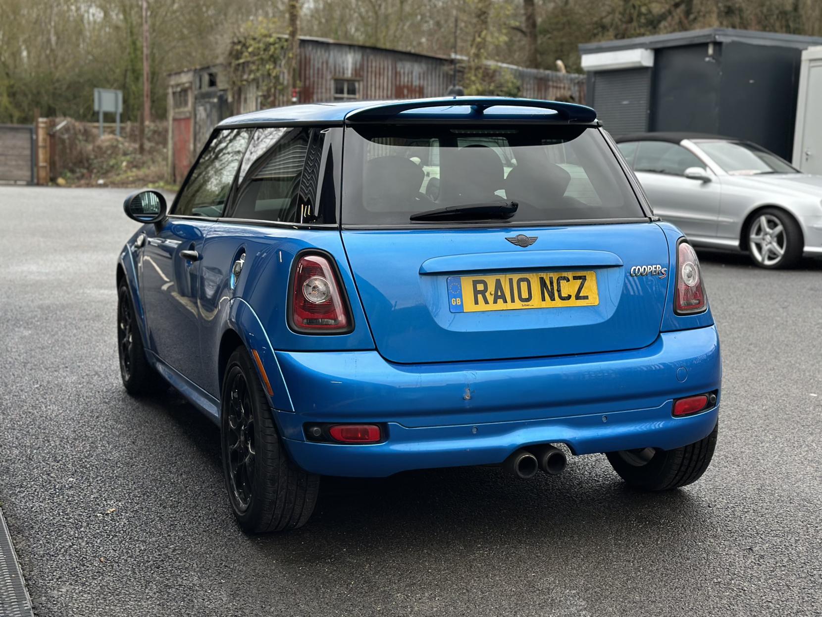 MINI Hatch 1.6 Cooper S Hatchback 3dr Petrol Manual Euro 5 (184 ps)