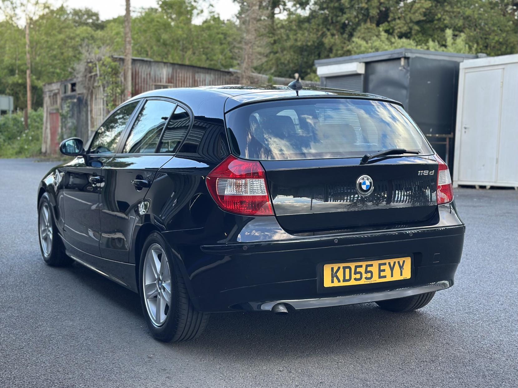 BMW 1 Series 2.0 118d Sport Hatchback 5dr Diesel Manual Euro 4 (122 ps)