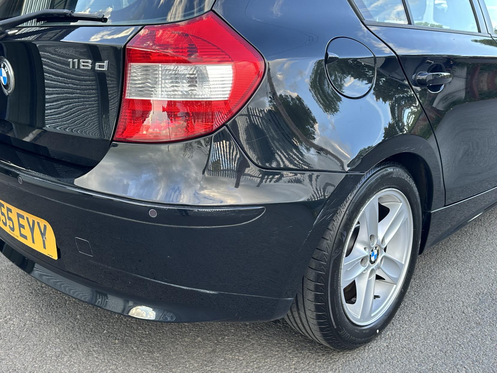 BMW 1 Series 2.0 118d Sport Hatchback 5dr Diesel Manual Euro 4 (122 ps)