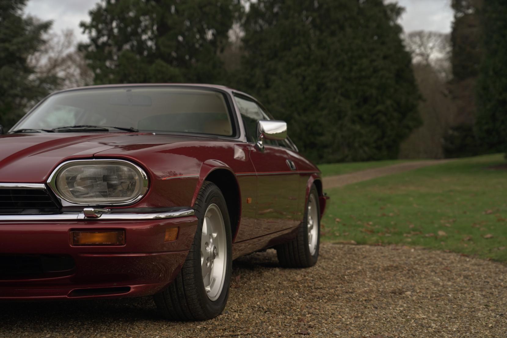 Jaguar XJS 5.3 V12 Coupe 2dr Petrol Automatic (280 bhp)
