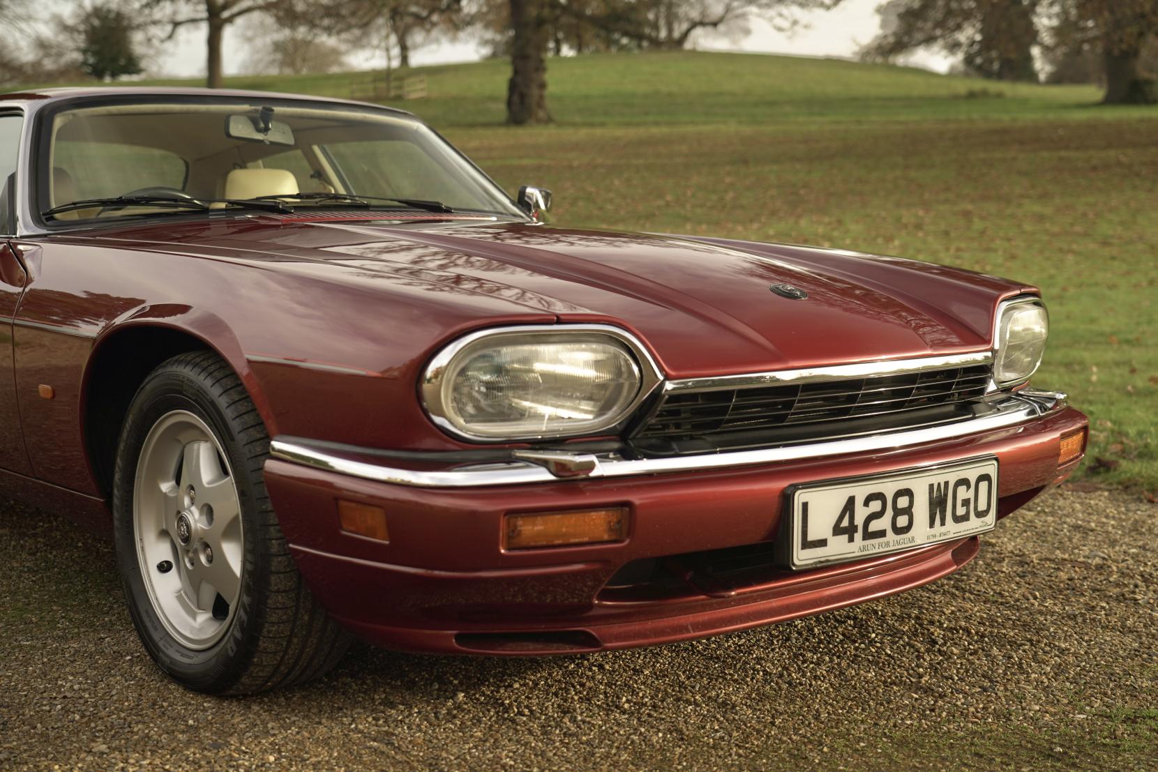 Jaguar XJS 5.3 V12 Coupe 2dr Petrol Automatic (280 bhp)