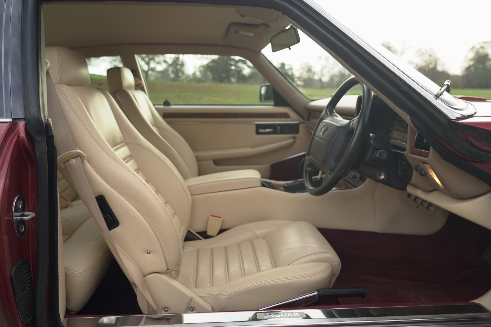 Jaguar XJS 5.3 V12 Coupe 2dr Petrol Automatic (280 bhp)