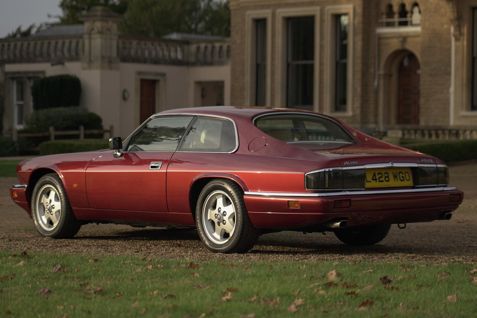 Jaguar XJS 5.3 V12 Coupe 2dr Petrol Automatic (280 bhp)