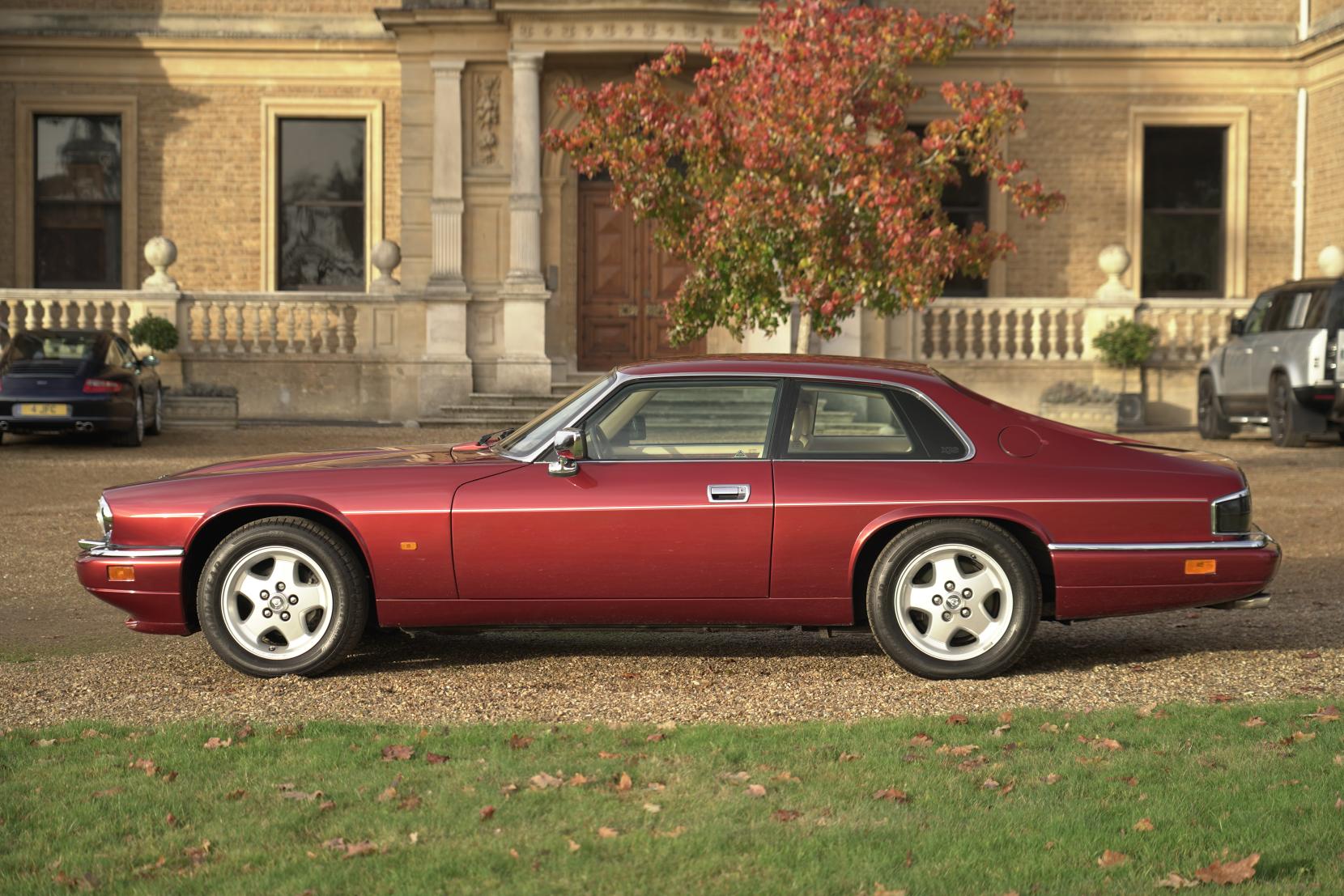 Jaguar XJS 5.3 V12 Coupe 2dr Petrol Automatic (280 bhp)
