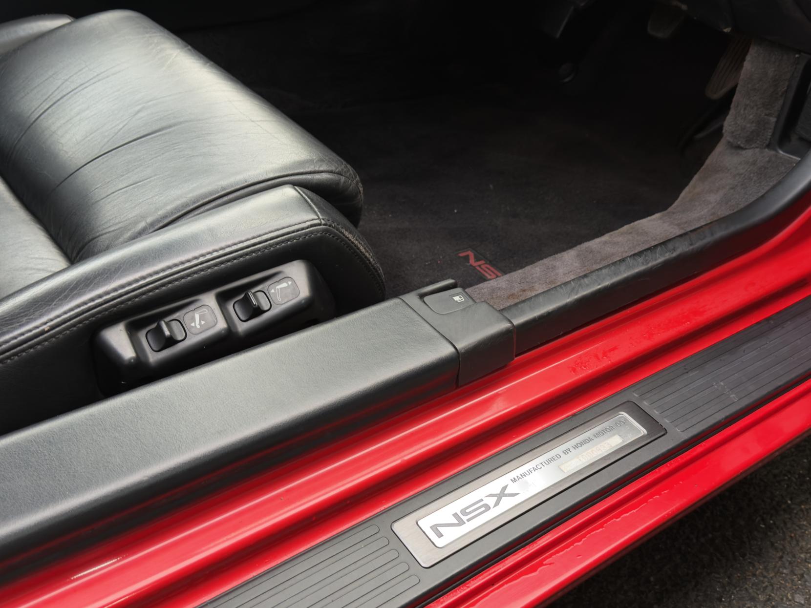 Honda NSX 3.0 Coupe 2dr Petrol Manual (271 bhp)