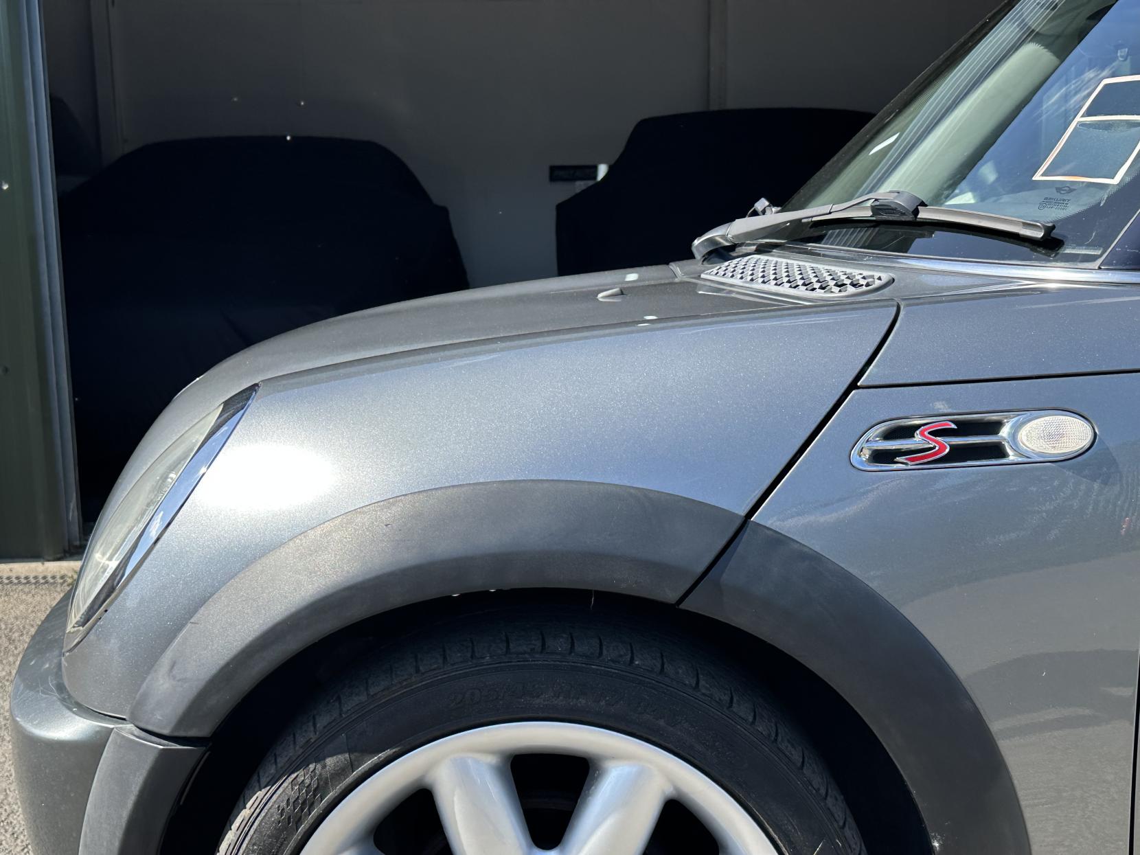 MINI Hatch 1.6 Cooper S Hatchback 3dr Petrol Manual Euro 3 (163 bhp)