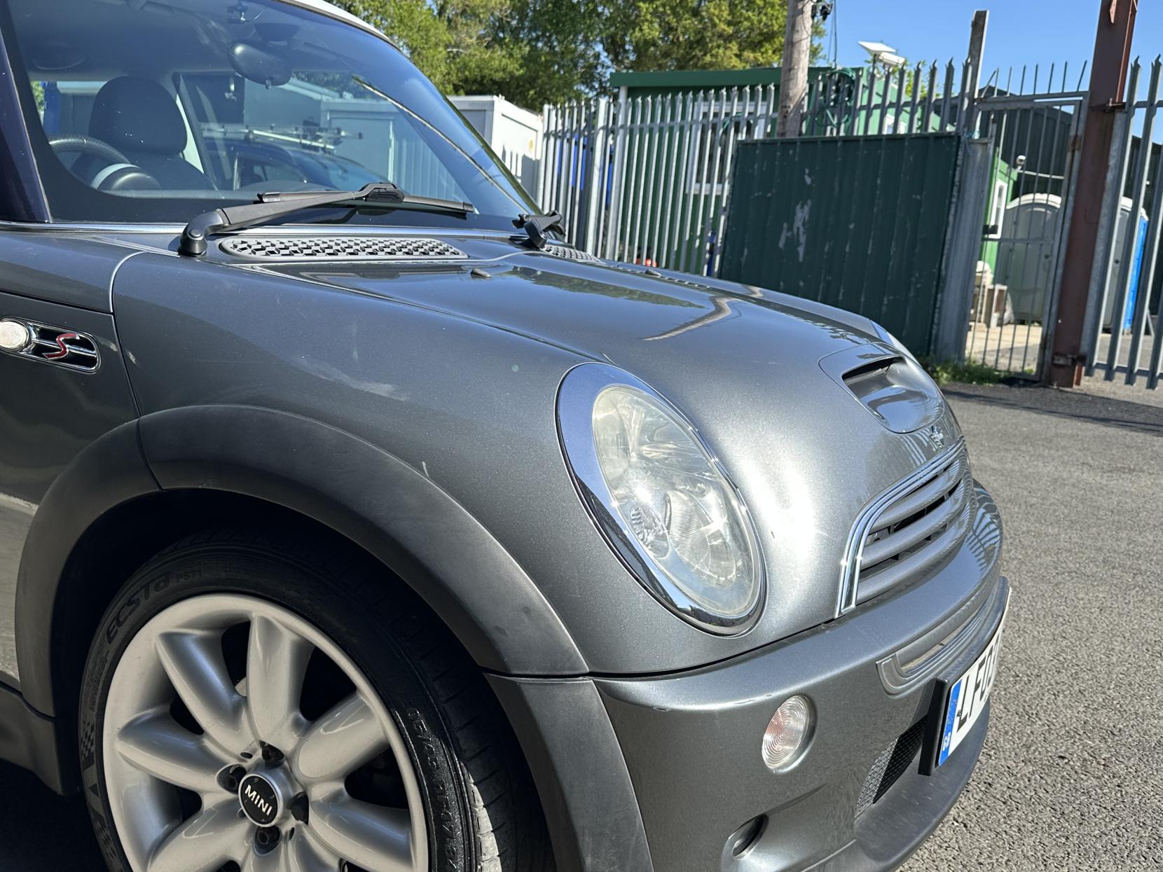 MINI Hatch 1.6 Cooper S Hatchback 3dr Petrol Manual Euro 3 (163 bhp)