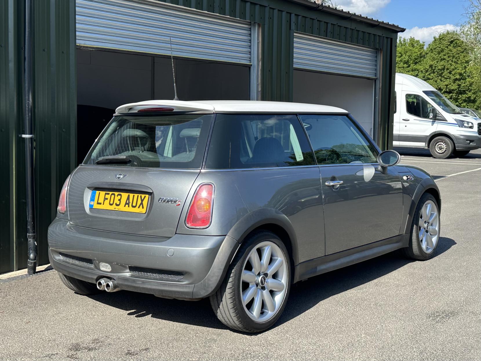 MINI Hatch 1.6 Cooper S Hatchback 3dr Petrol Manual Euro 3 (163 bhp)
