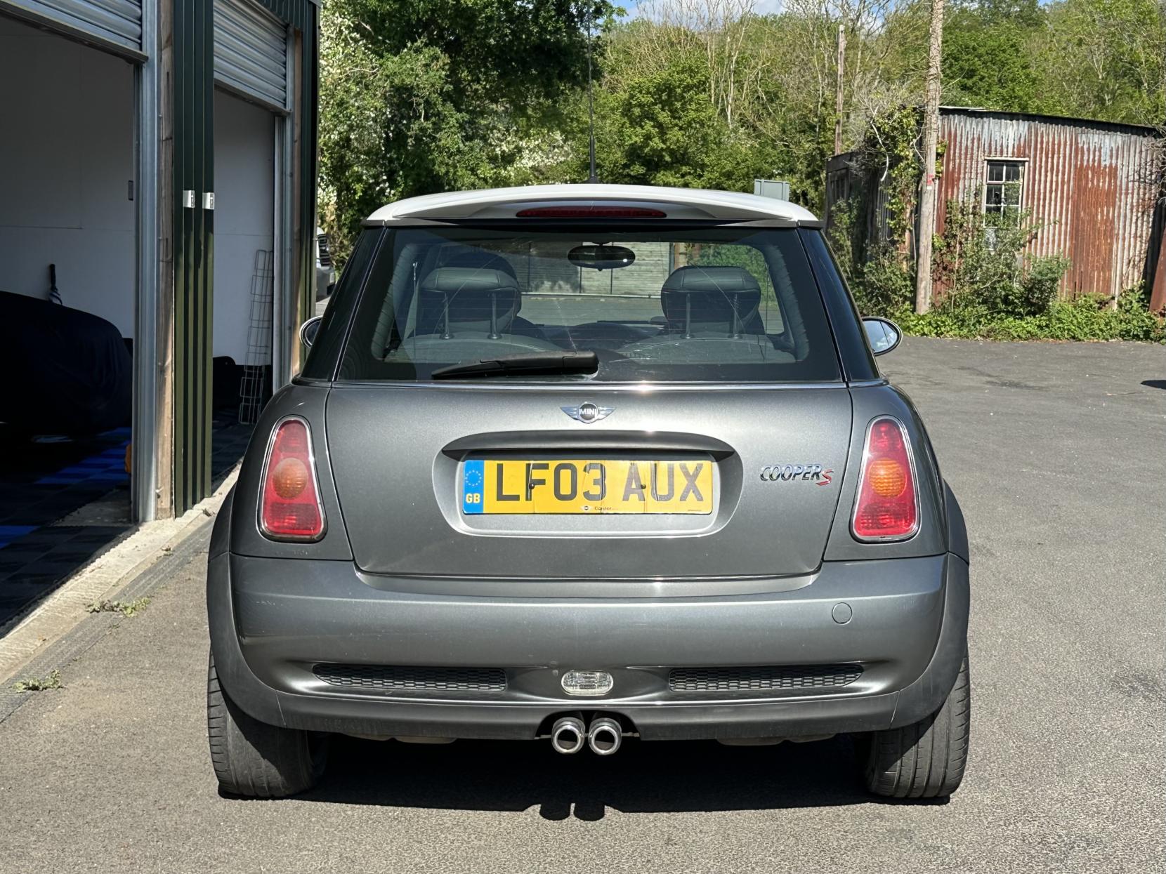 MINI Hatch 1.6 Cooper S Hatchback 3dr Petrol Manual Euro 3 (163 bhp)