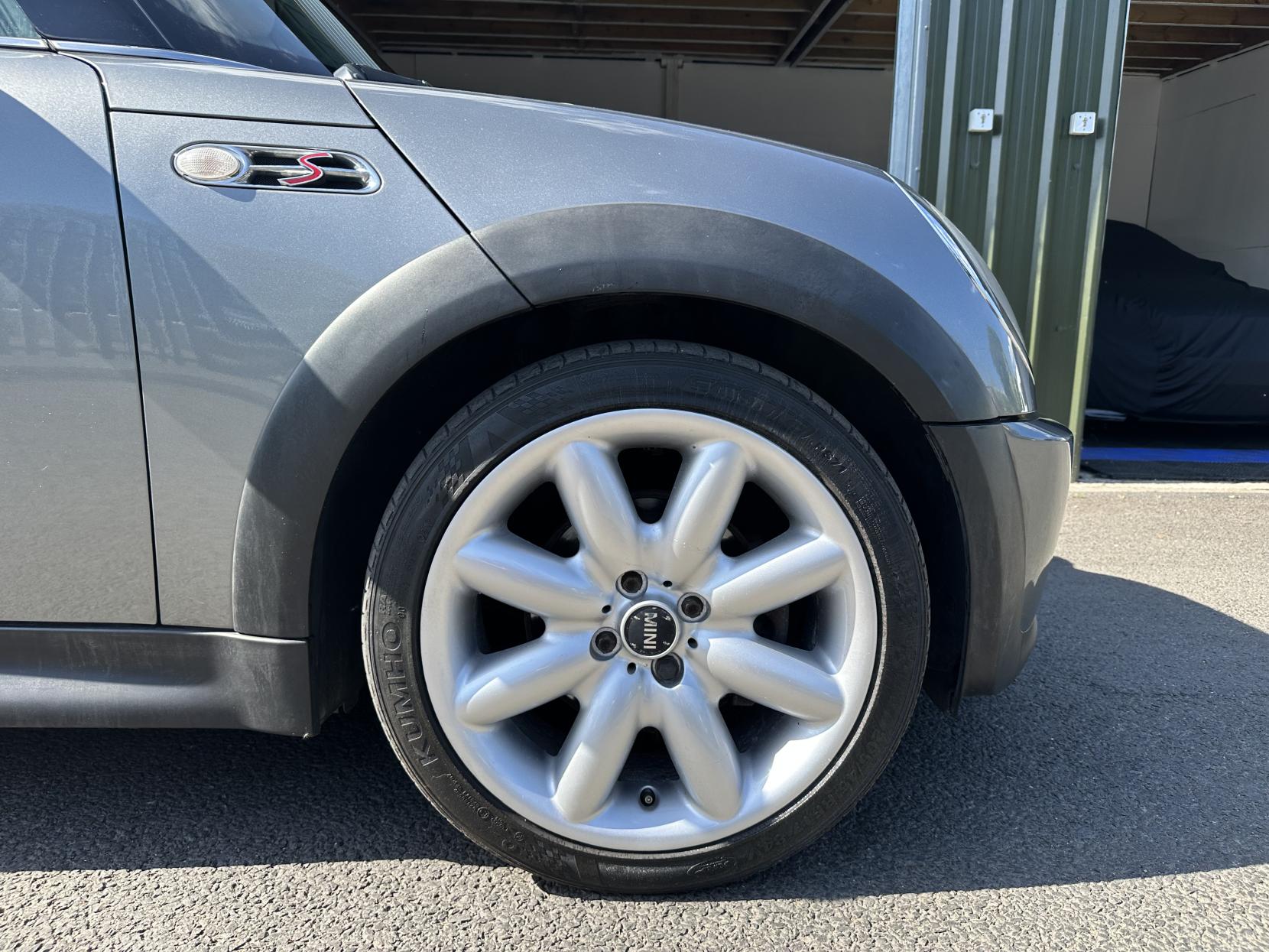 MINI Hatch 1.6 Cooper S Hatchback 3dr Petrol Manual Euro 3 (163 bhp)