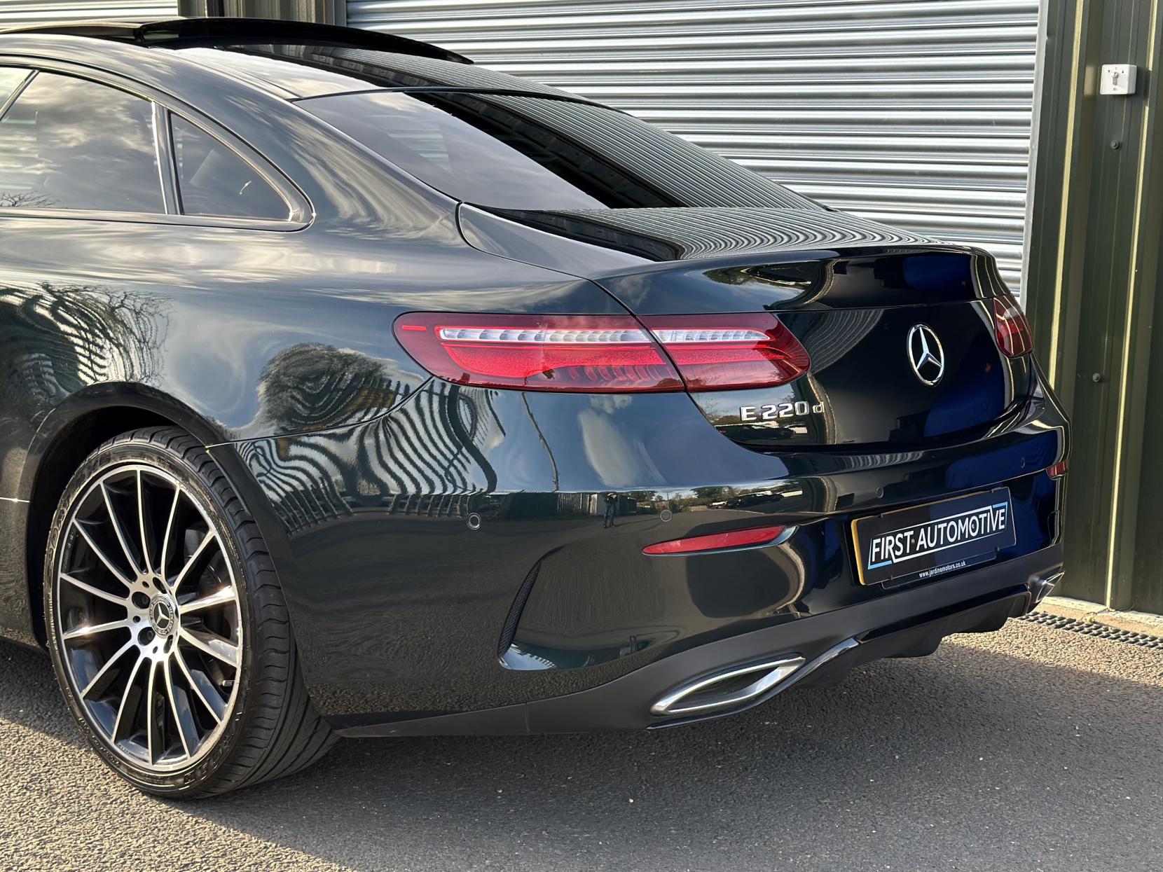 Mercedes-Benz E Class 2.0 E220d AMG Line Coupe 2dr Diesel G-Tronic+ Euro 6 (s/s) (194 ps)