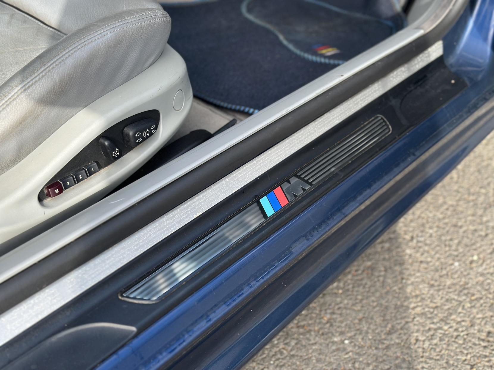 BMW 3 Series 2.5 325Ci 325 Sport Coupe 2dr Petrol Automatic (229 g/km, 192 bhp)