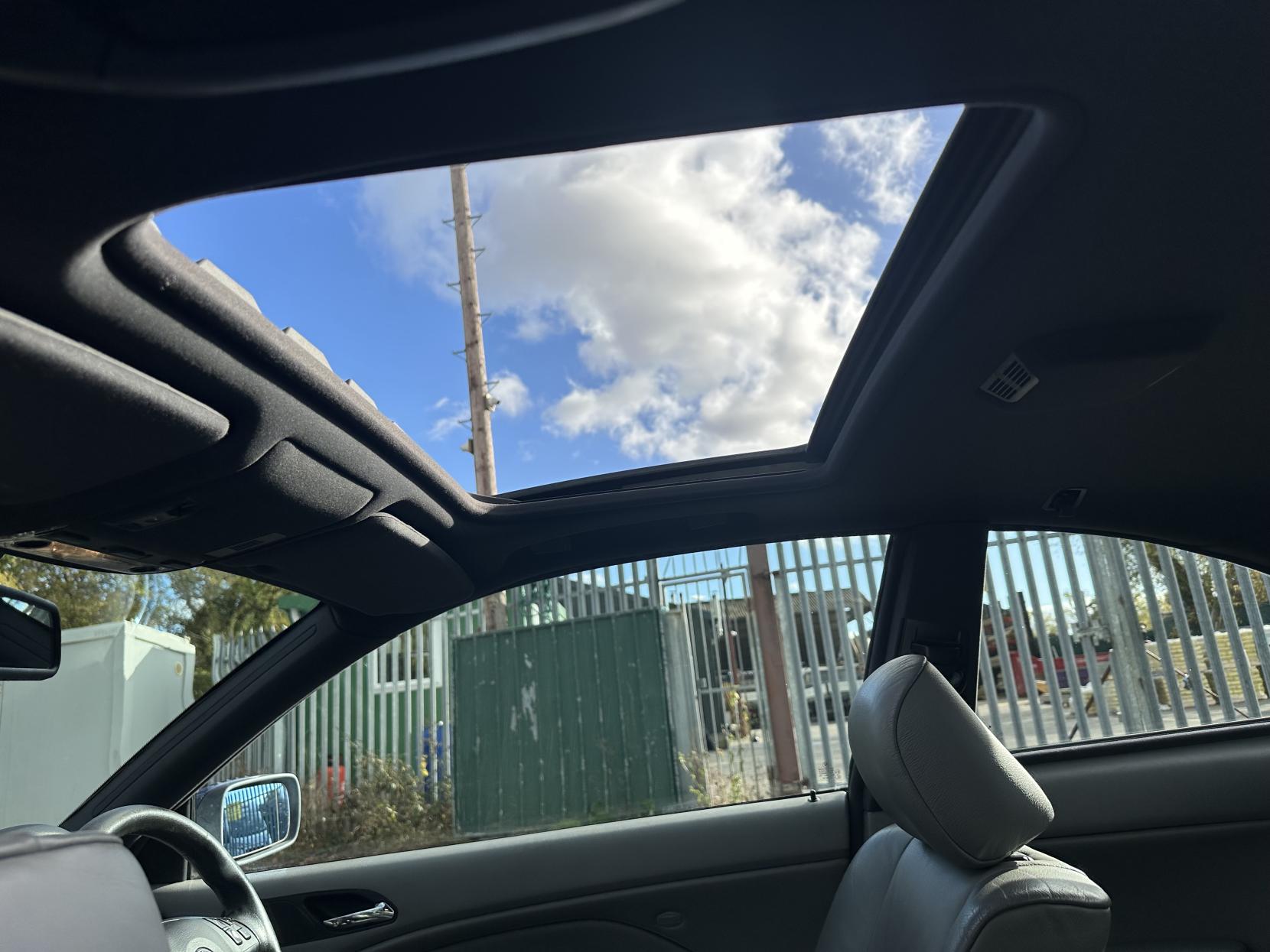 BMW 3 Series 2.5 325Ci 325 Sport Coupe 2dr Petrol Automatic (229 g/km, 192 bhp)