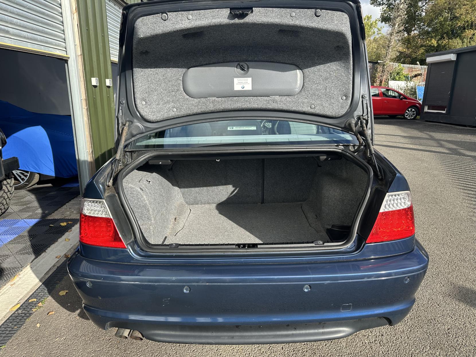 BMW 3 Series 2.5 325Ci 325 Sport Coupe 2dr Petrol Automatic (229 g/km, 192 bhp)