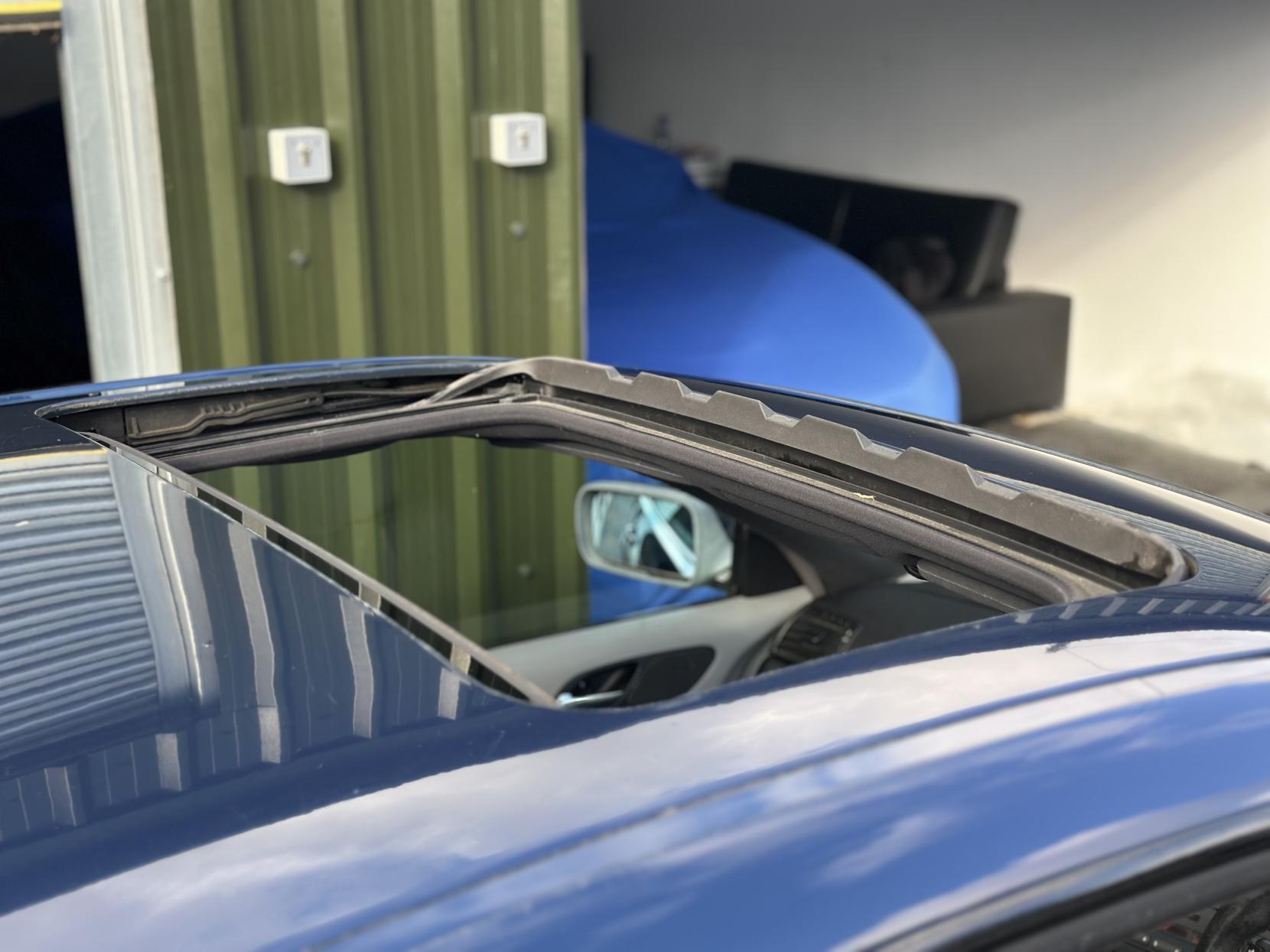 BMW 3 Series 2.5 325Ci 325 Sport Coupe 2dr Petrol Automatic (229 g/km, 192 bhp)