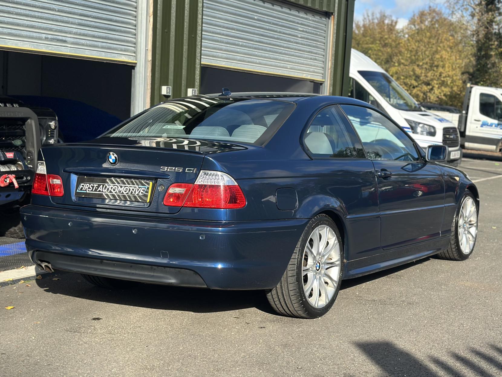 BMW 3 Series 2.5 325Ci 325 Sport Coupe 2dr Petrol Automatic (229 g/km, 192 bhp)