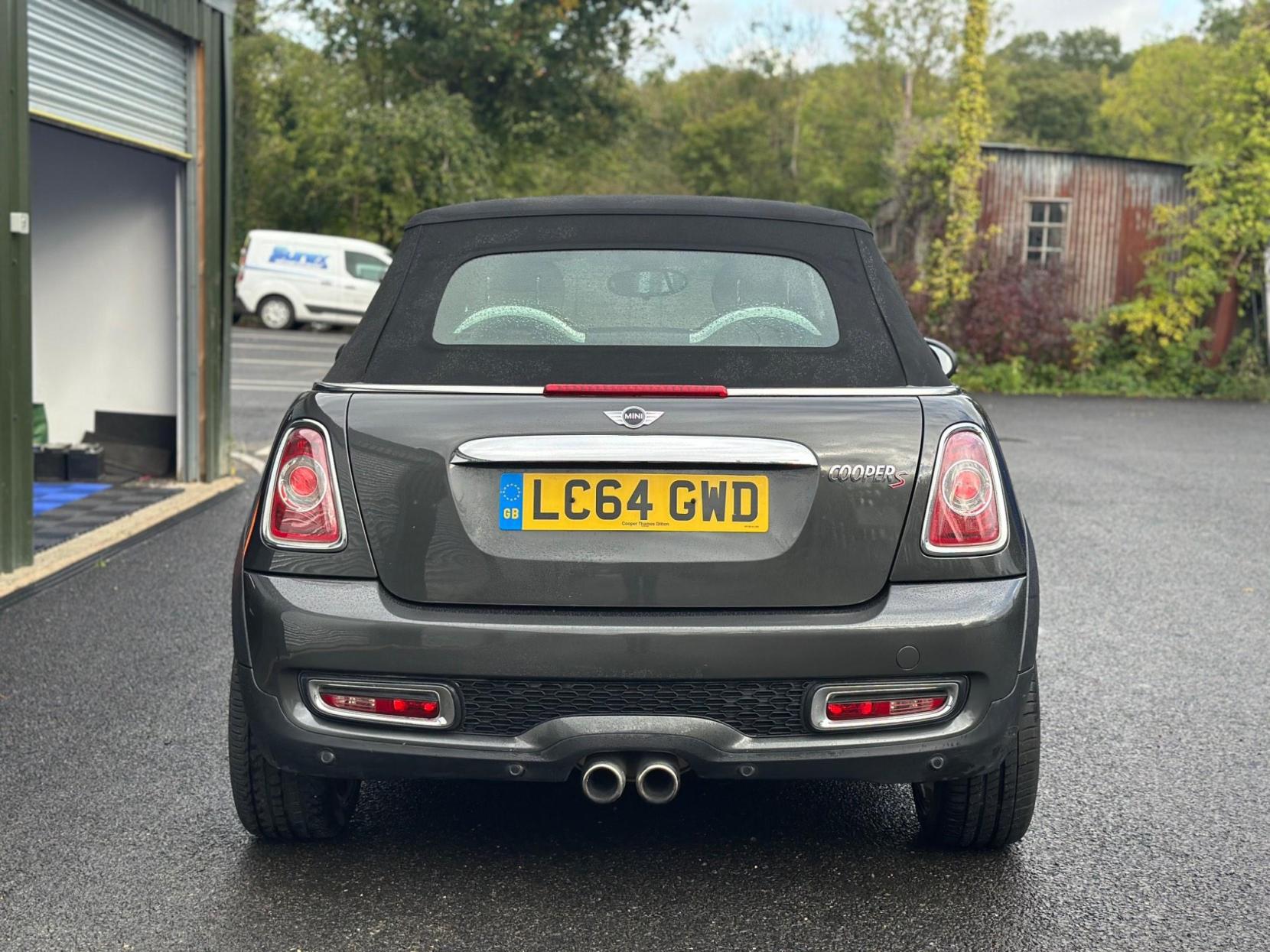 MINI Convertible 1.6 Cooper S Auto Euro 5 2dr