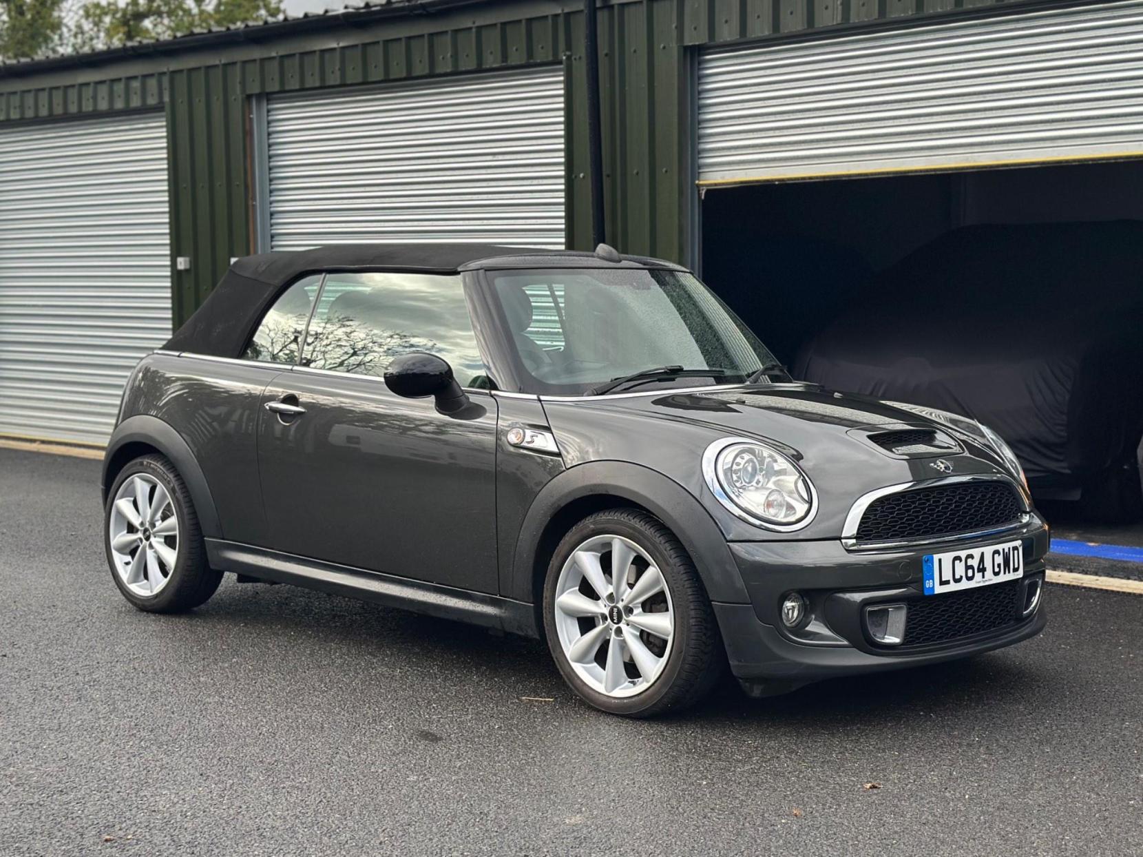 MINI Convertible 1.6 Cooper S Auto Euro 5 2dr