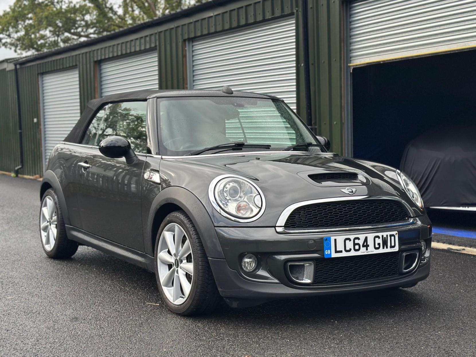 MINI Convertible 1.6 Cooper S Auto Euro 5 2dr