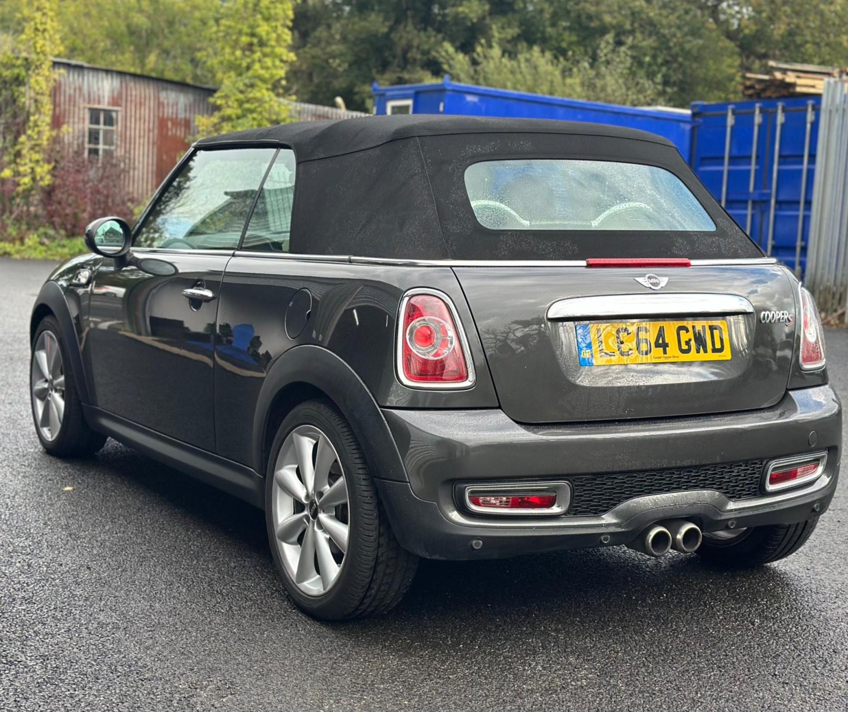 MINI Convertible 1.6 Cooper S Auto Euro 5 2dr