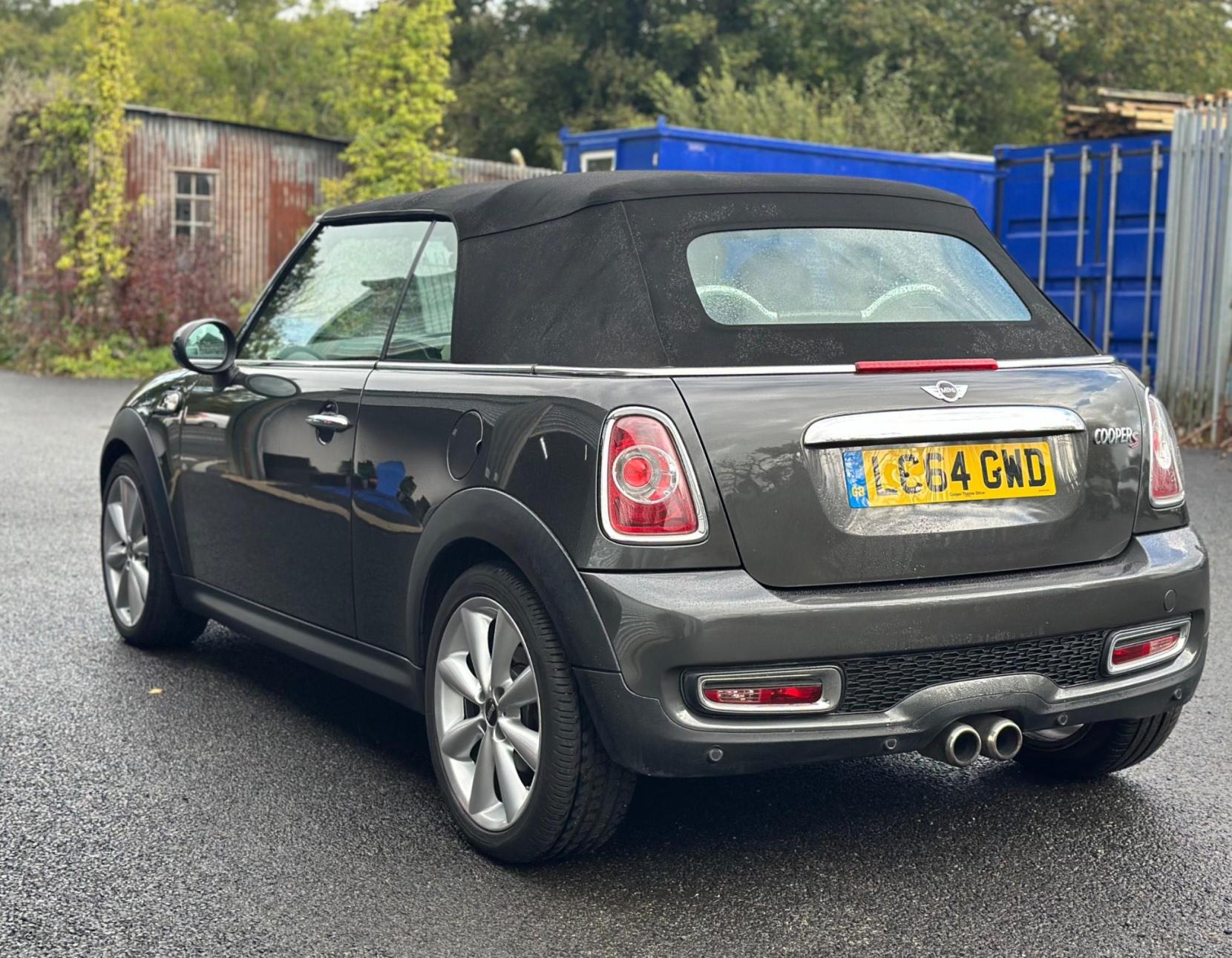 MINI Convertible 1.6 Cooper S Auto Euro 5 2dr