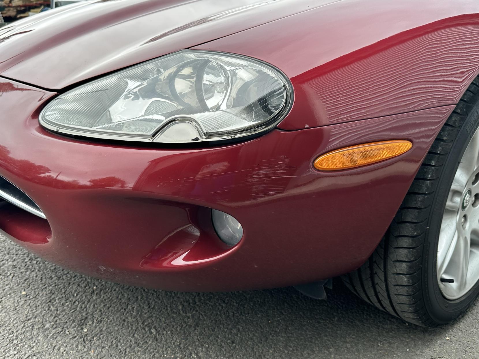 Jaguar XK8 4.0 Coupe 2dr Petrol Automatic (281 g/km, 290 bhp)