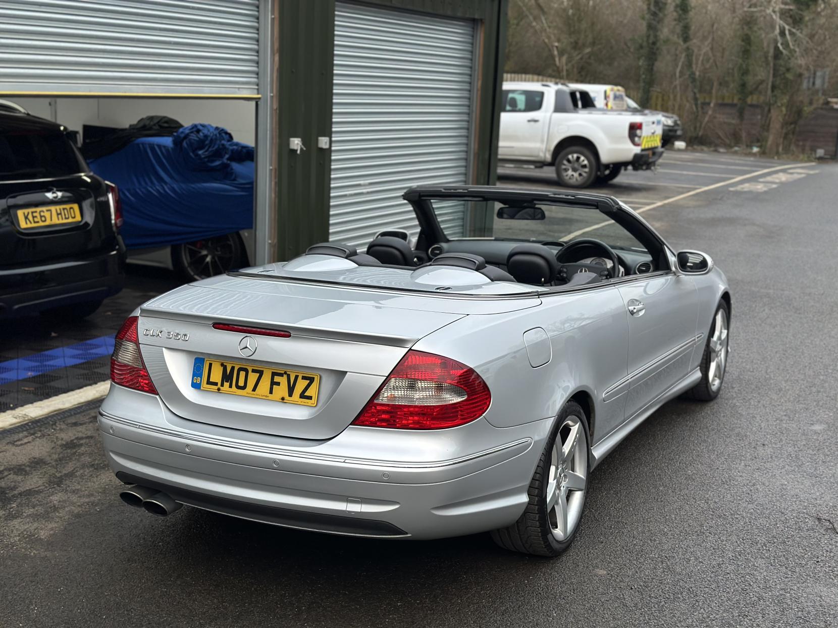 Mercedes-Benz CLK 3.5 CLK350 Sport Cabriolet 2dr Petrol 7G-Tronic (244 g/km, 272 bhp)