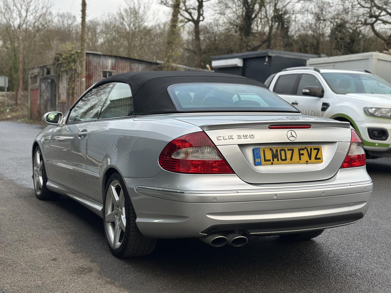 Mercedes-Benz CLK 3.5 CLK350 Sport Cabriolet 2dr Petrol 7G-Tronic (244 g/km, 272 bhp)