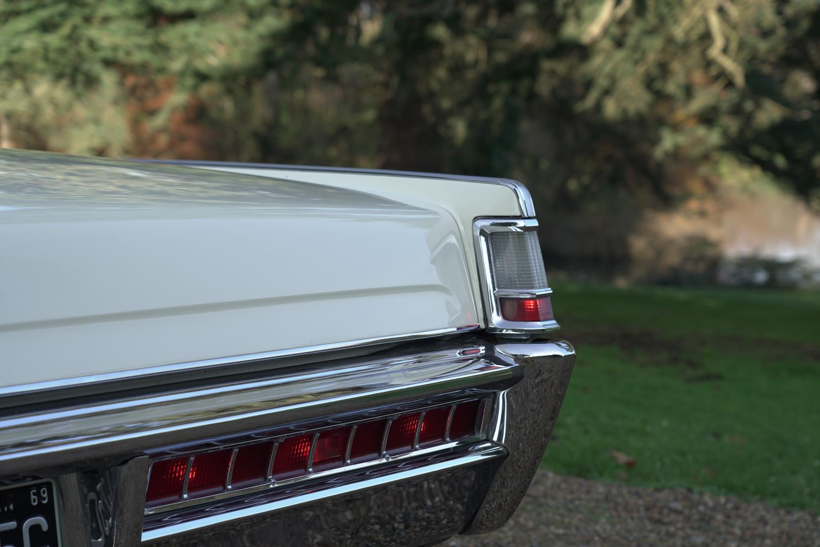 Lincoln Continental Continental