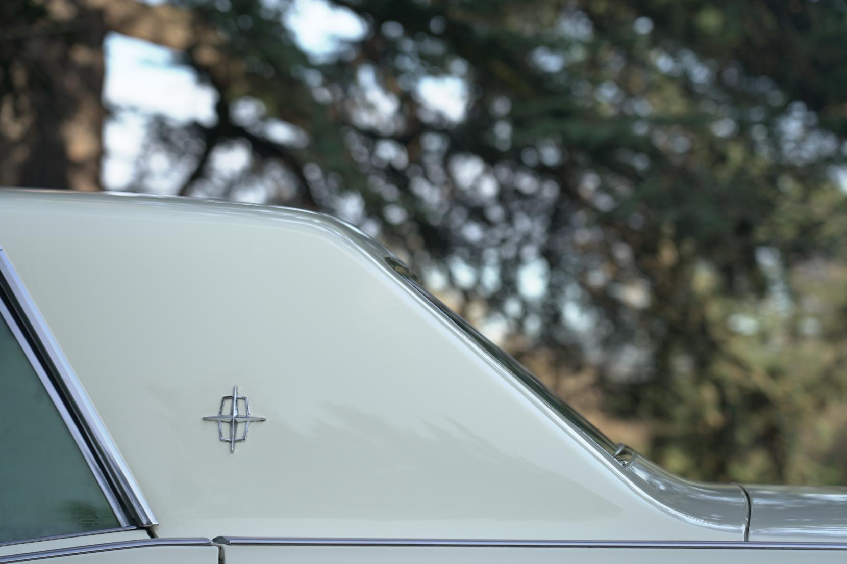 Lincoln Continental Continental
