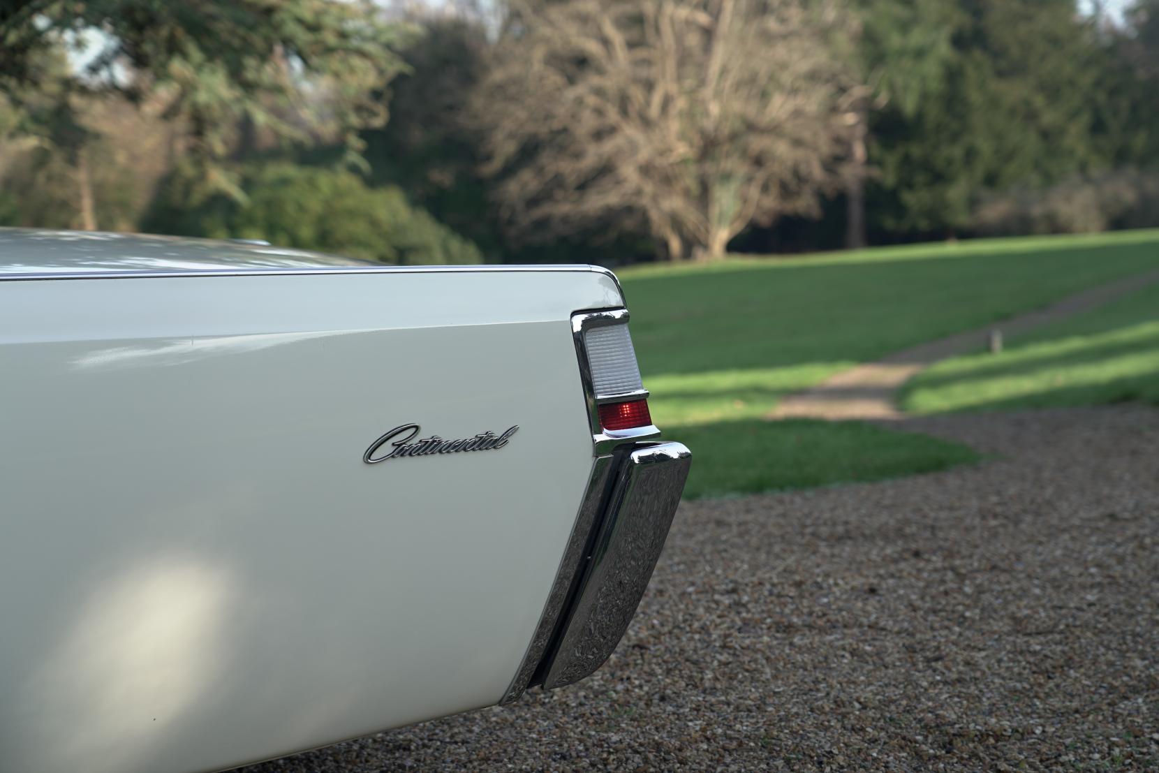 Lincoln Continental Continental