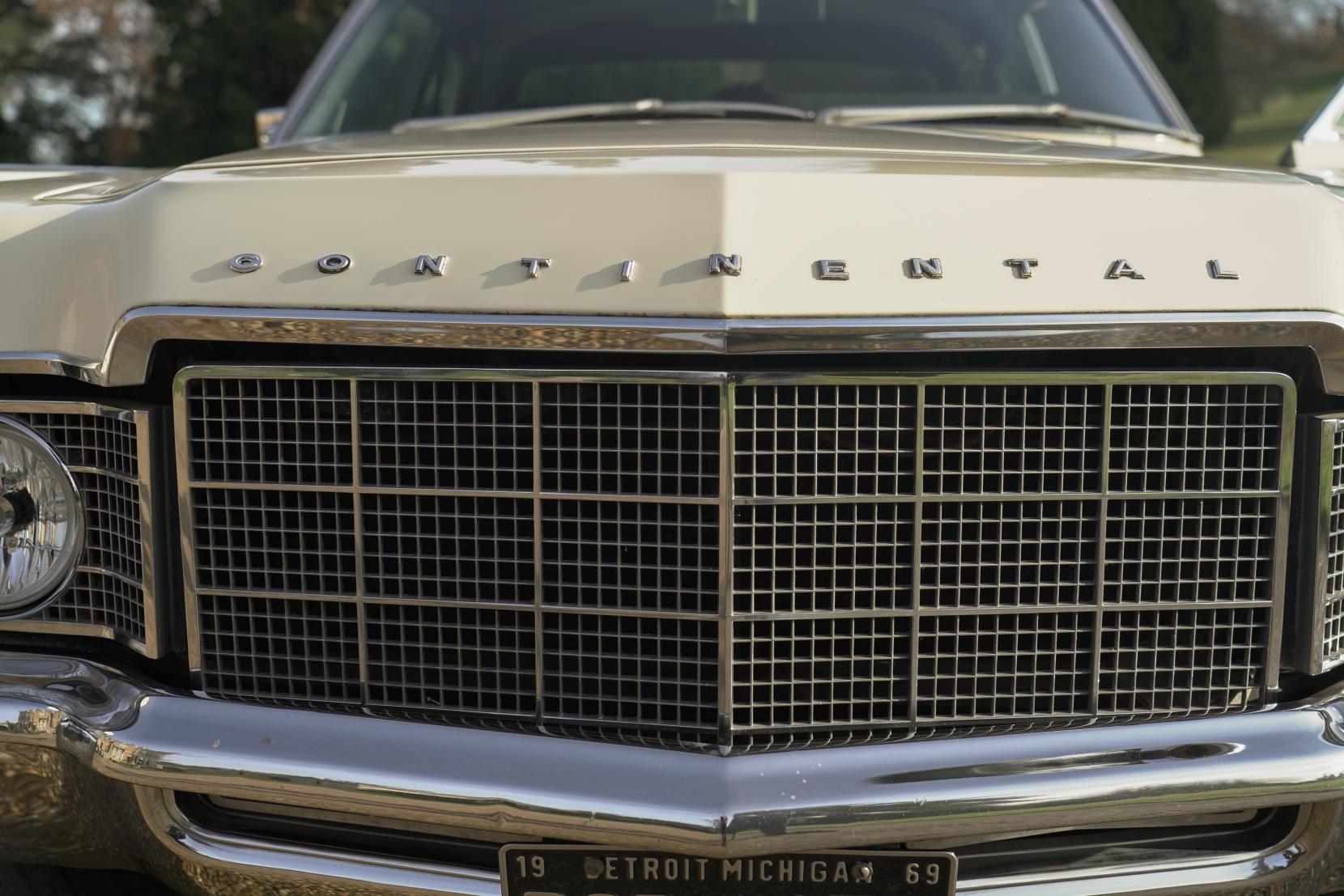 Lincoln Continental Continental