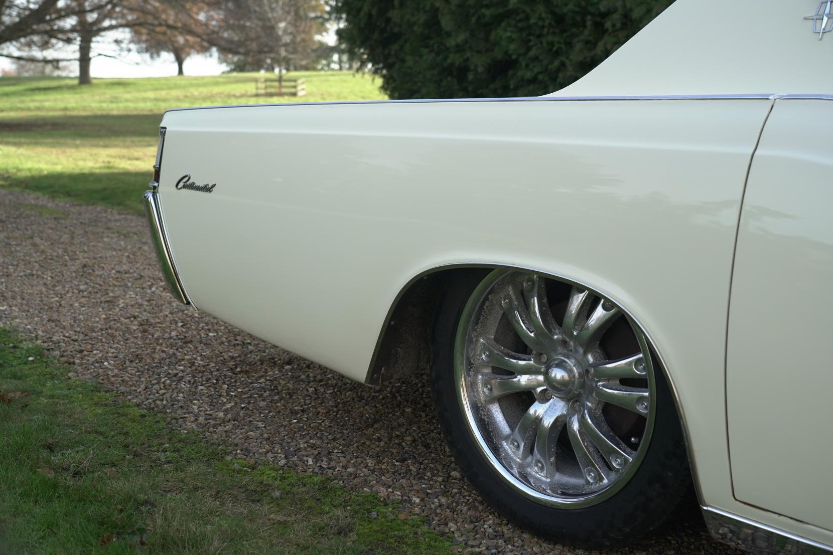 Lincoln Continental Continental