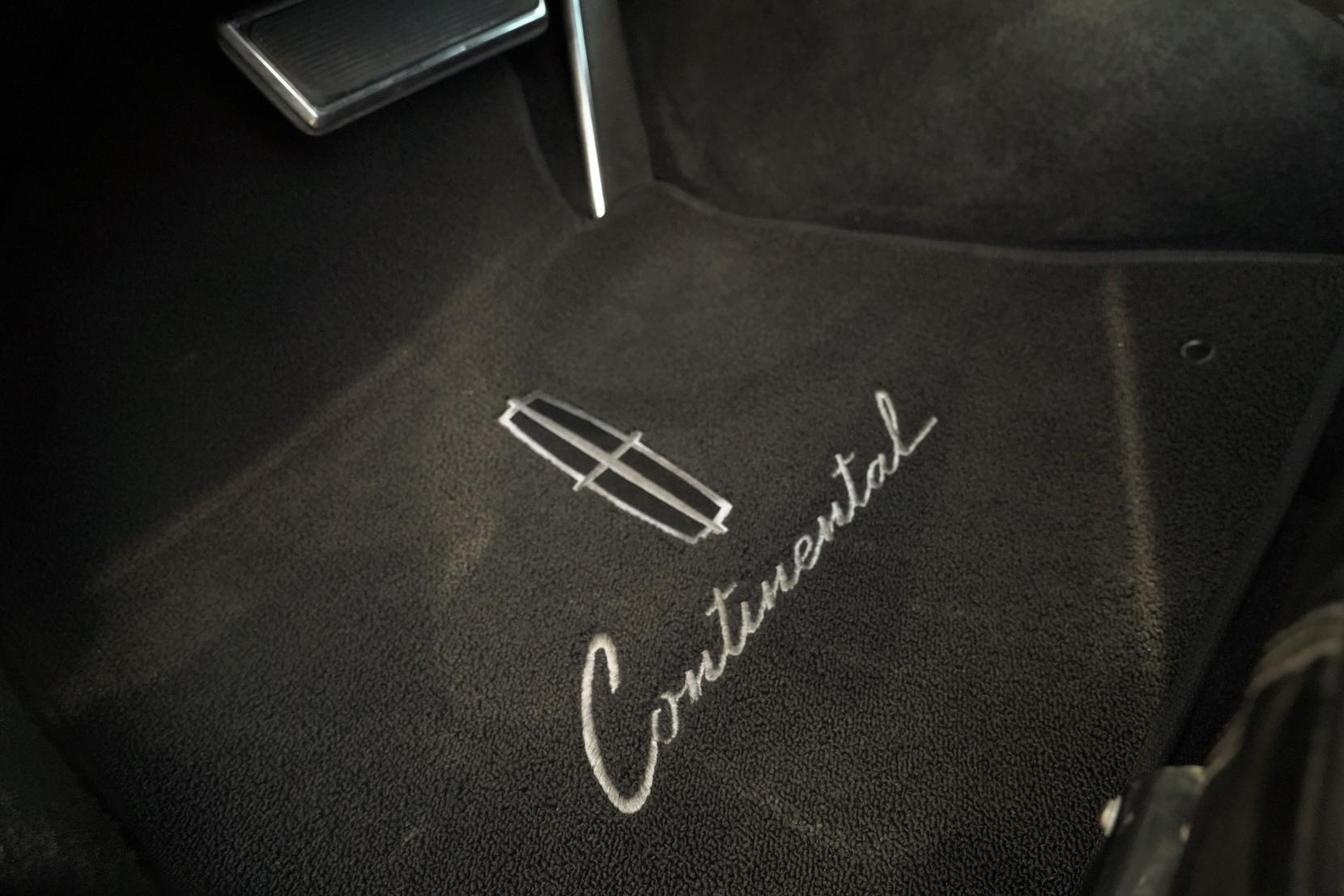 Lincoln Continental Continental