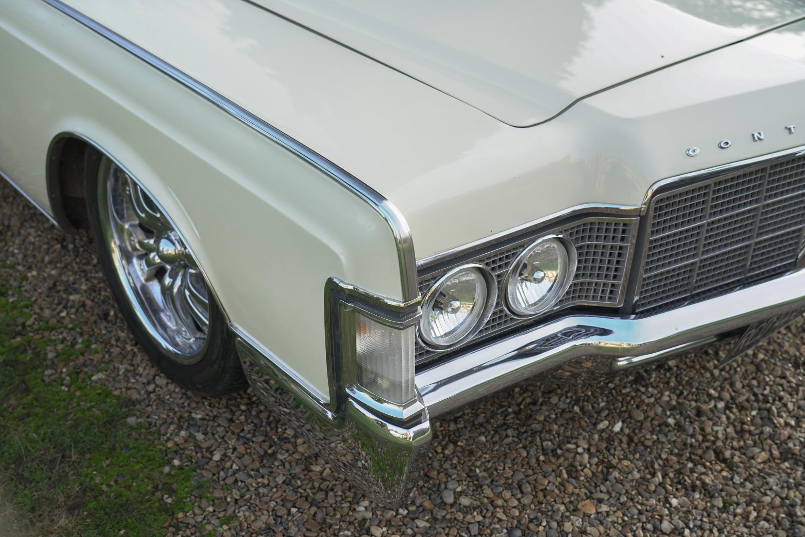 Lincoln Continental Continental