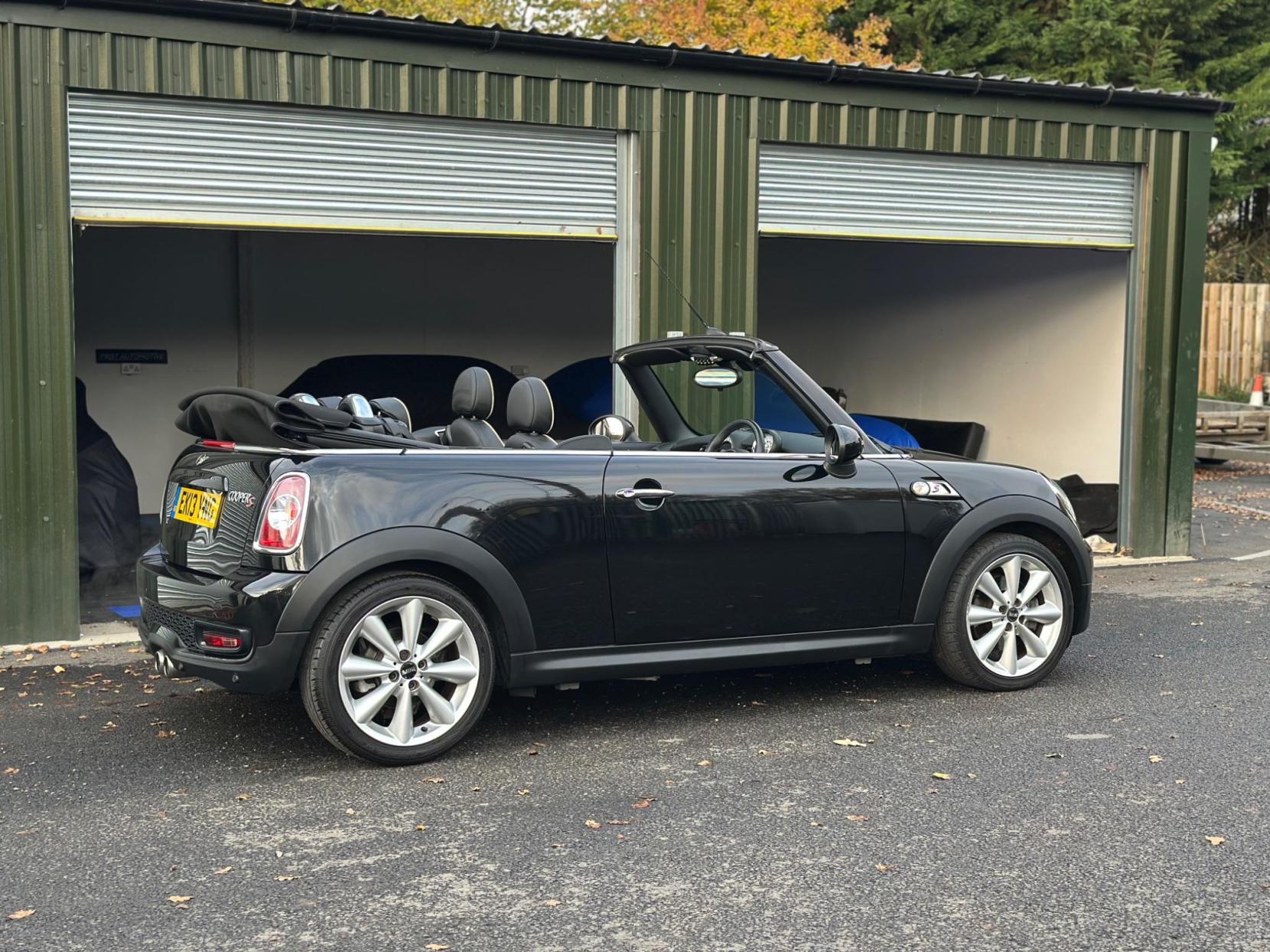 MINI Convertible 1.6 Cooper S Auto Euro 5 2dr