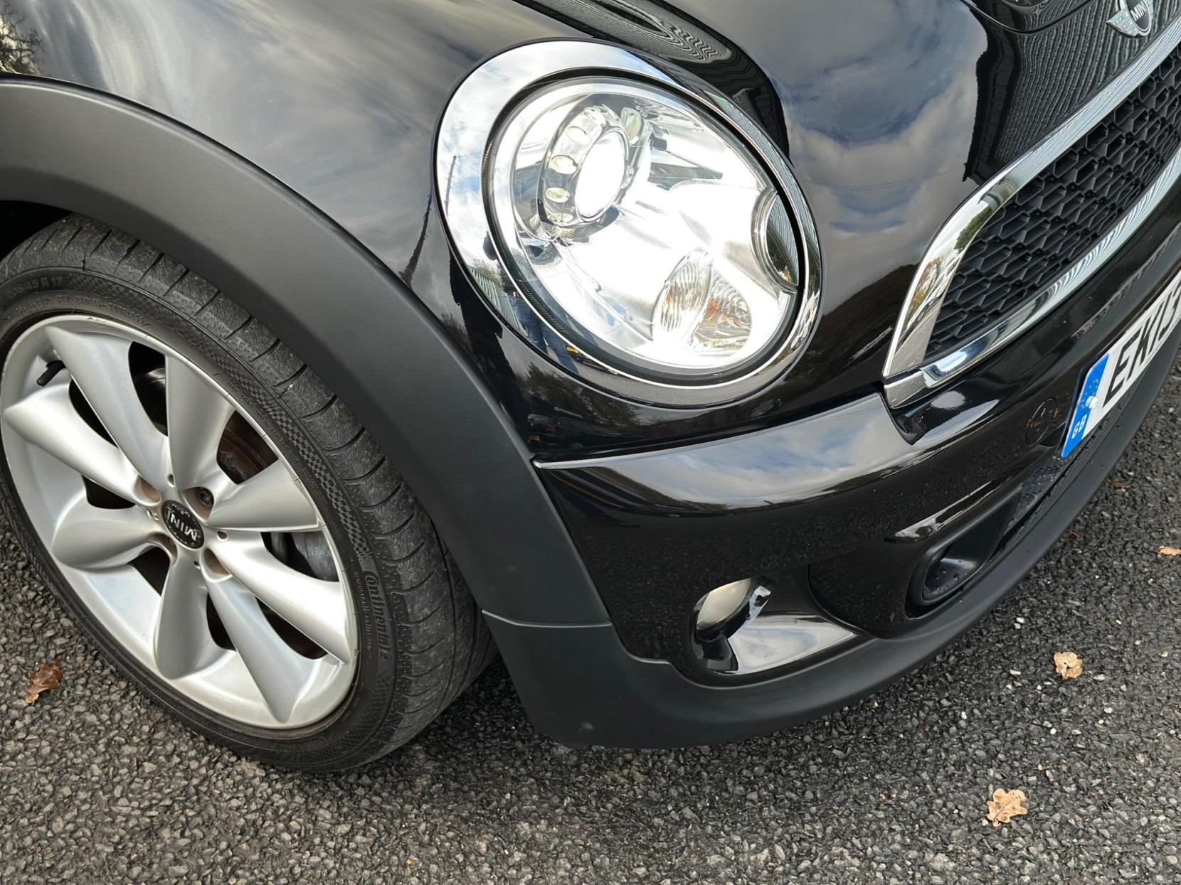 MINI Convertible 1.6 Cooper S Auto Euro 5 2dr