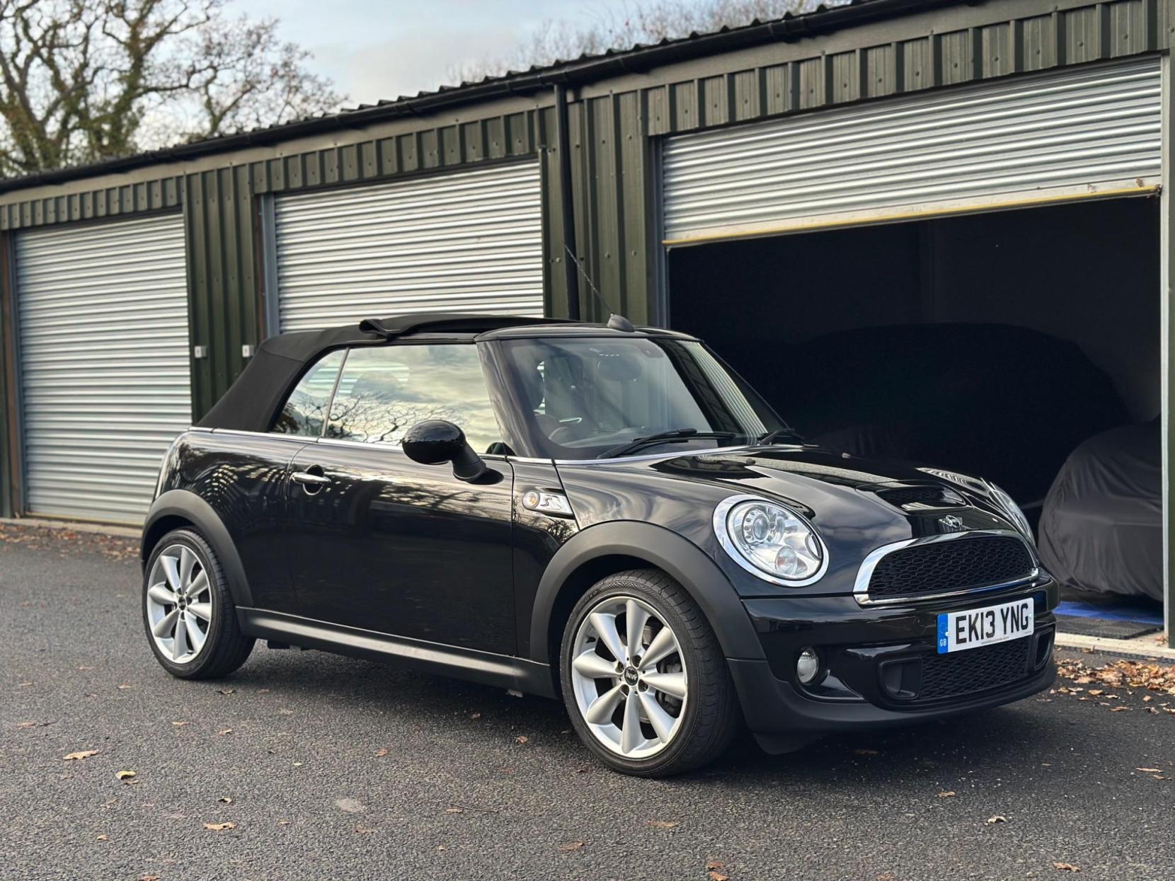 MINI Convertible 1.6 Cooper S Auto Euro 5 2dr