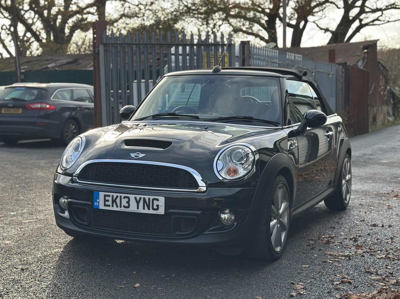 MINI Convertible 1.6 Cooper S Auto Euro 5 2dr