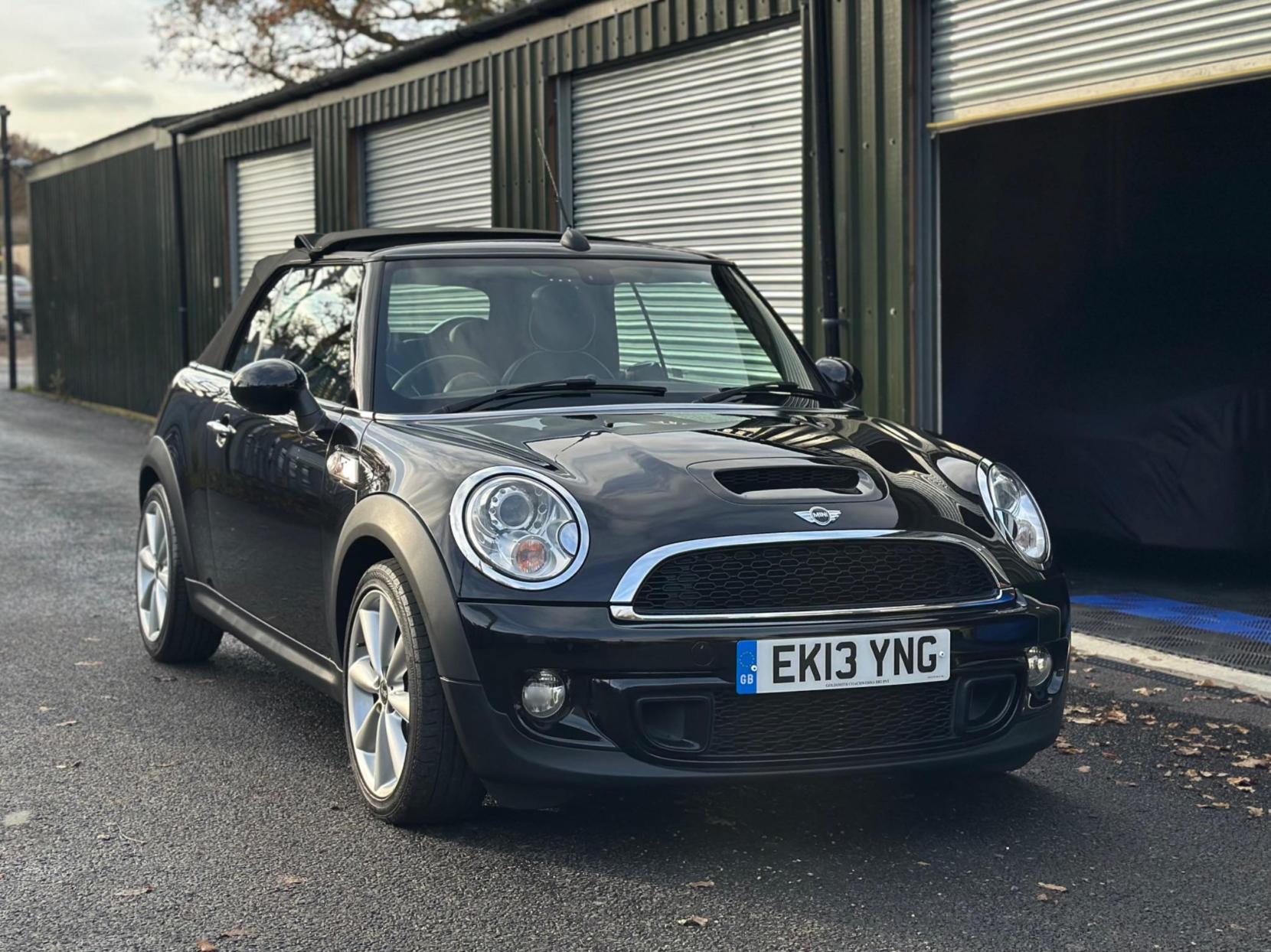 MINI Convertible 1.6 Cooper S Auto Euro 5 2dr